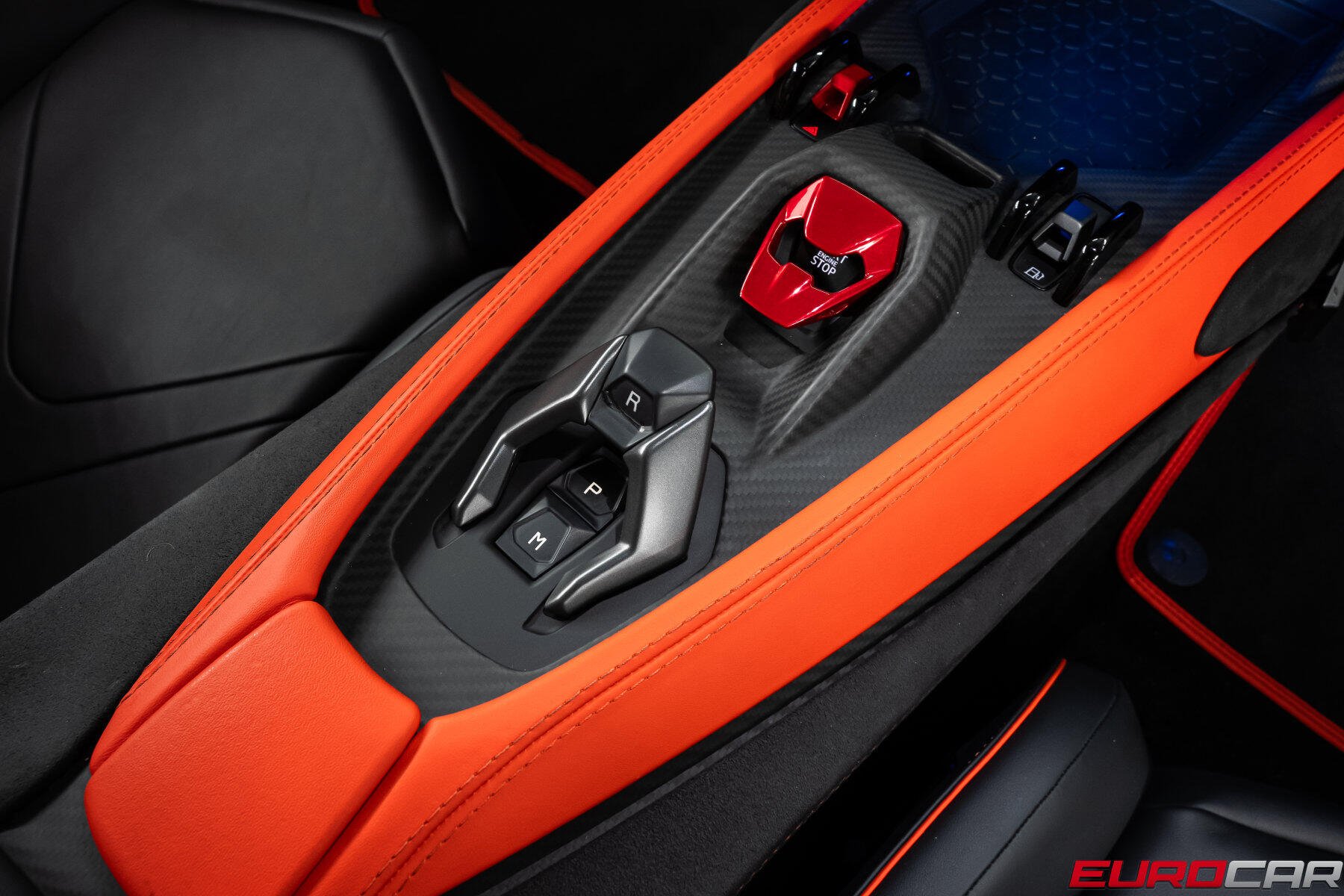 2025 Lamborghini Revuelto *HUGE CARBON OPTIONS * PASSENGER DISPLAY*Image 37