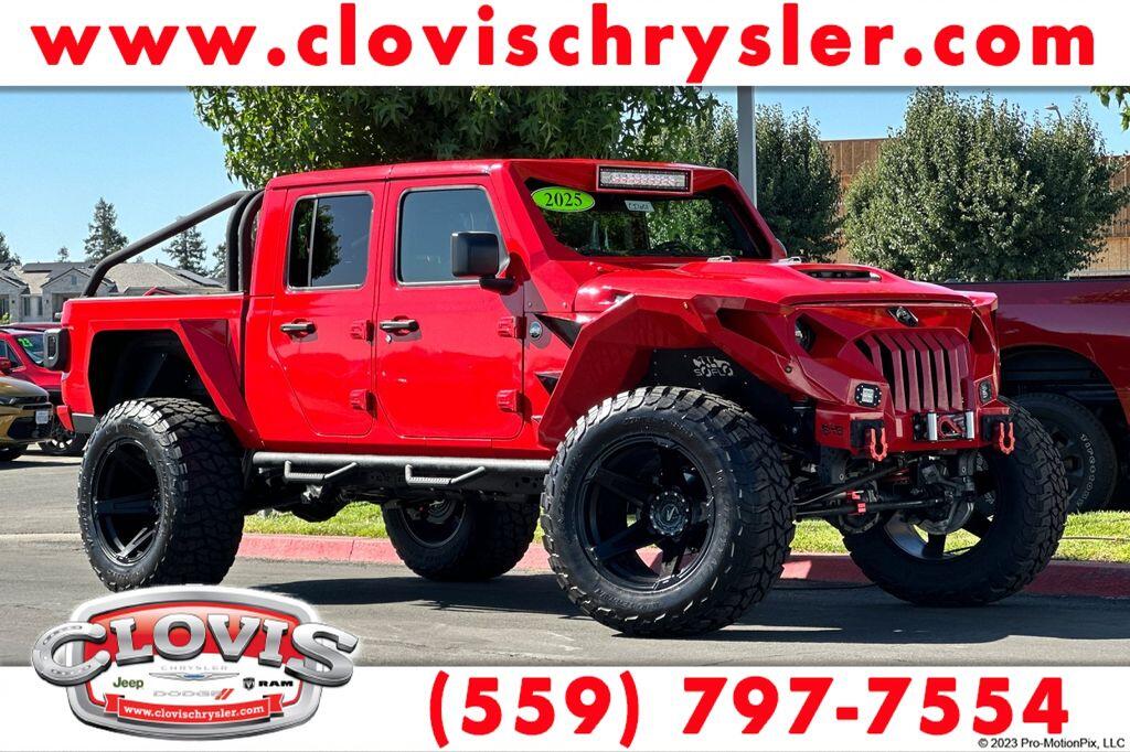 2025 Jeep Gladiator Nighthawk Auto's photo