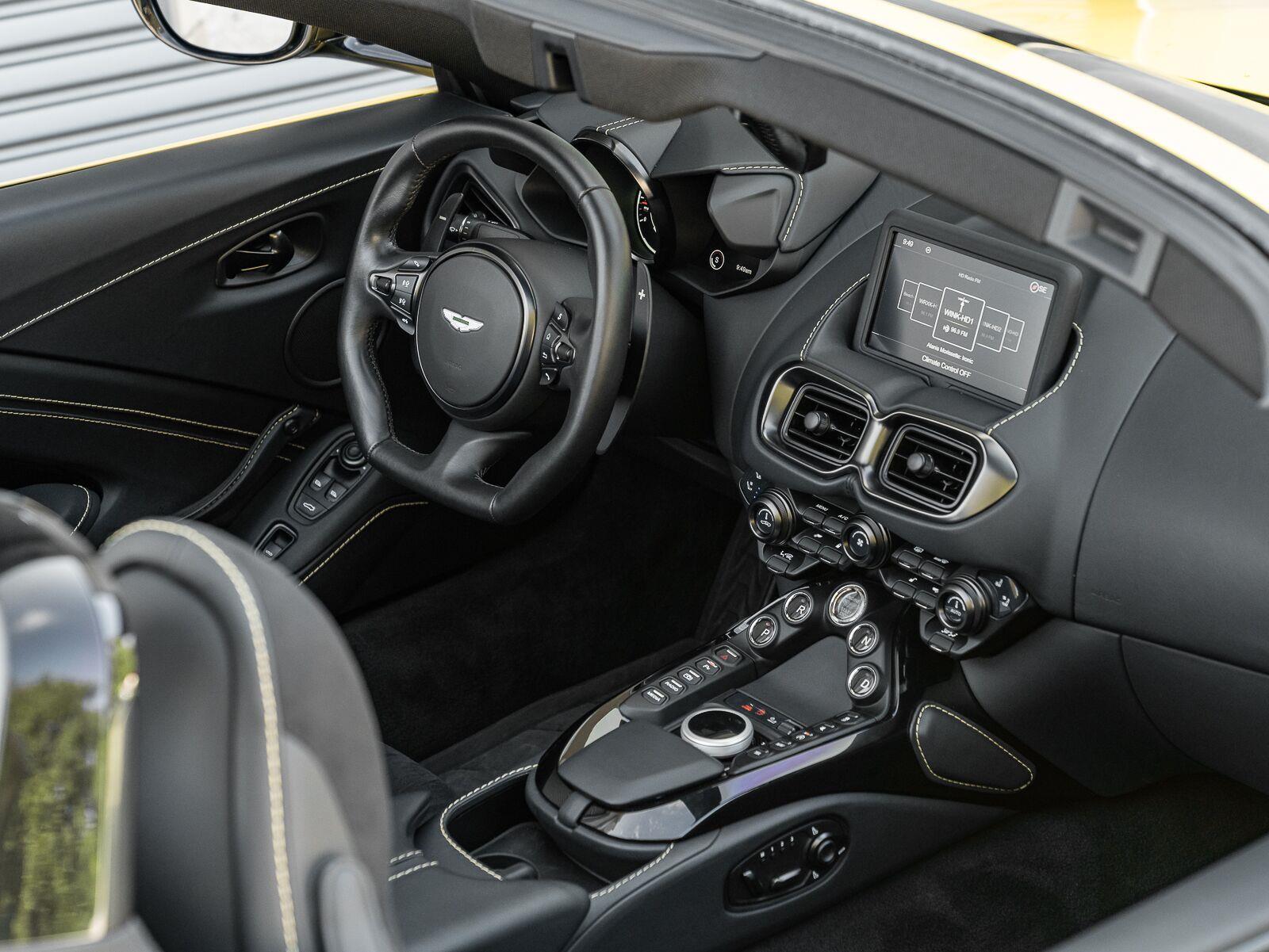 Used 2023 Aston Martin Vantage 