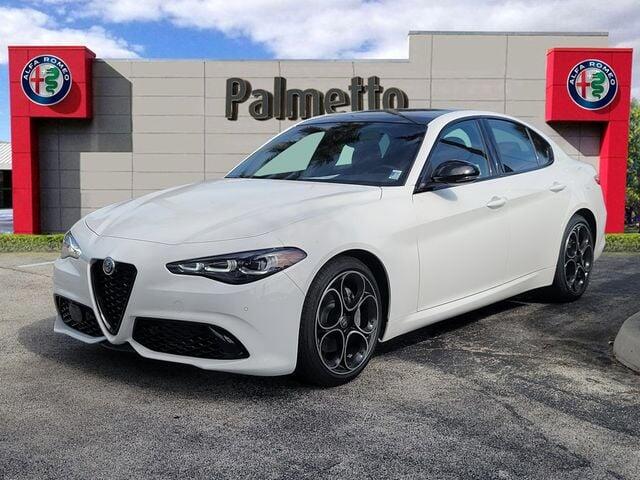 2025 Alfa Romeo Giulia Base's photo