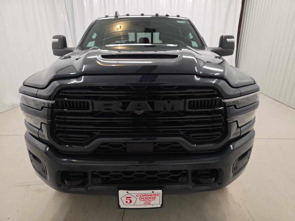 2026 RAM 3500 Laramie - Photo 8