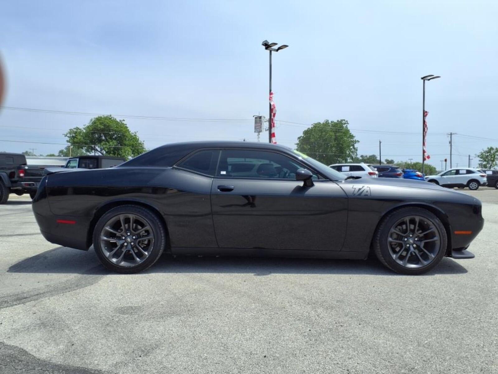 Used 2021 Dodge Challenger R/T with VIN 2C3CDZBT9MH623815 for sale in Uvalde, TX