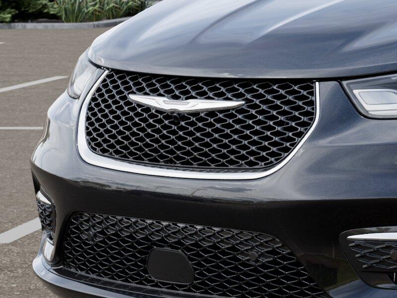 2025 Chrysler Pacifica Select - Photo 20