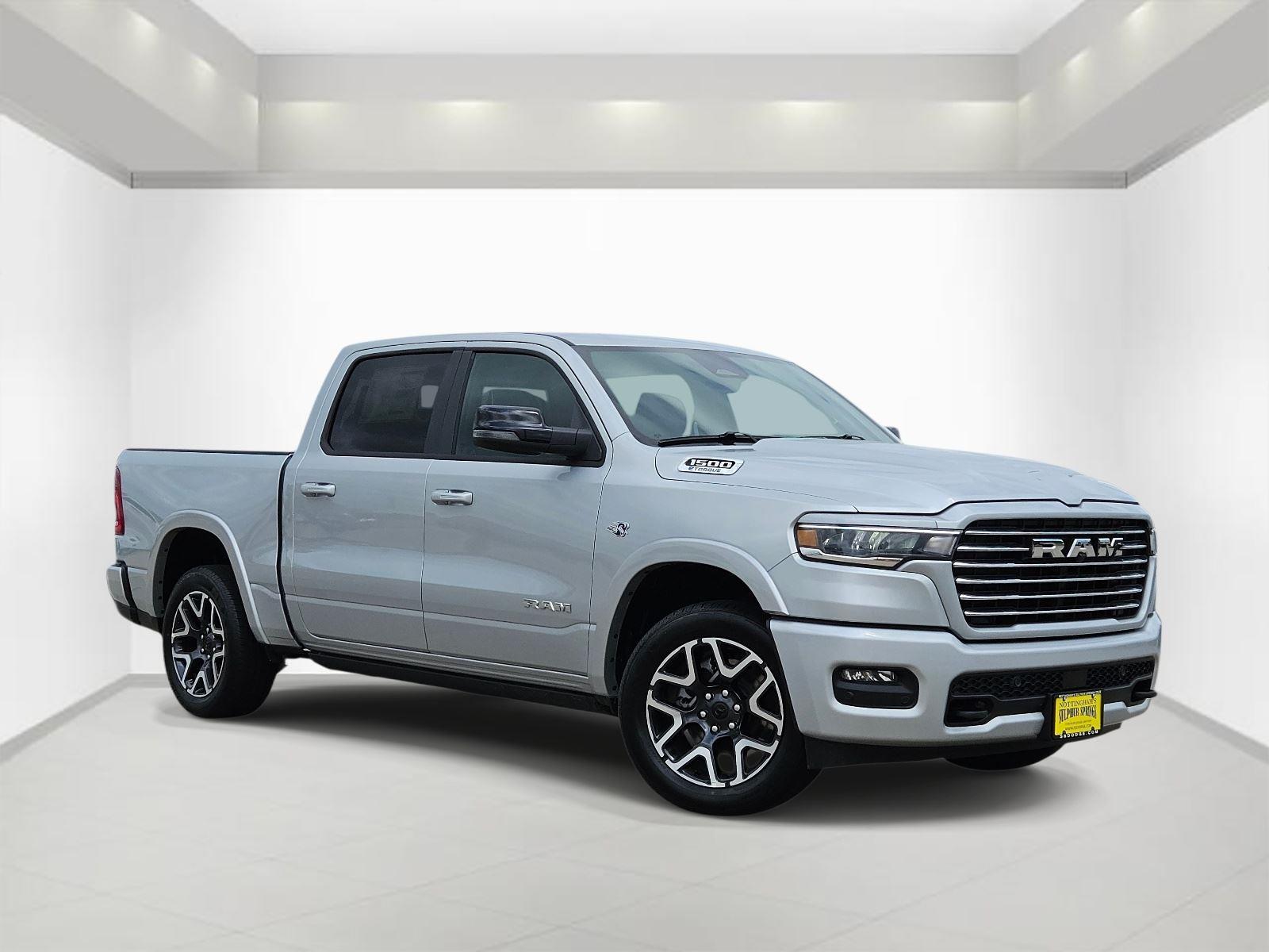 2026 RAM 1500 1500 Laramie Crew Cab 4x4 5'7' Box