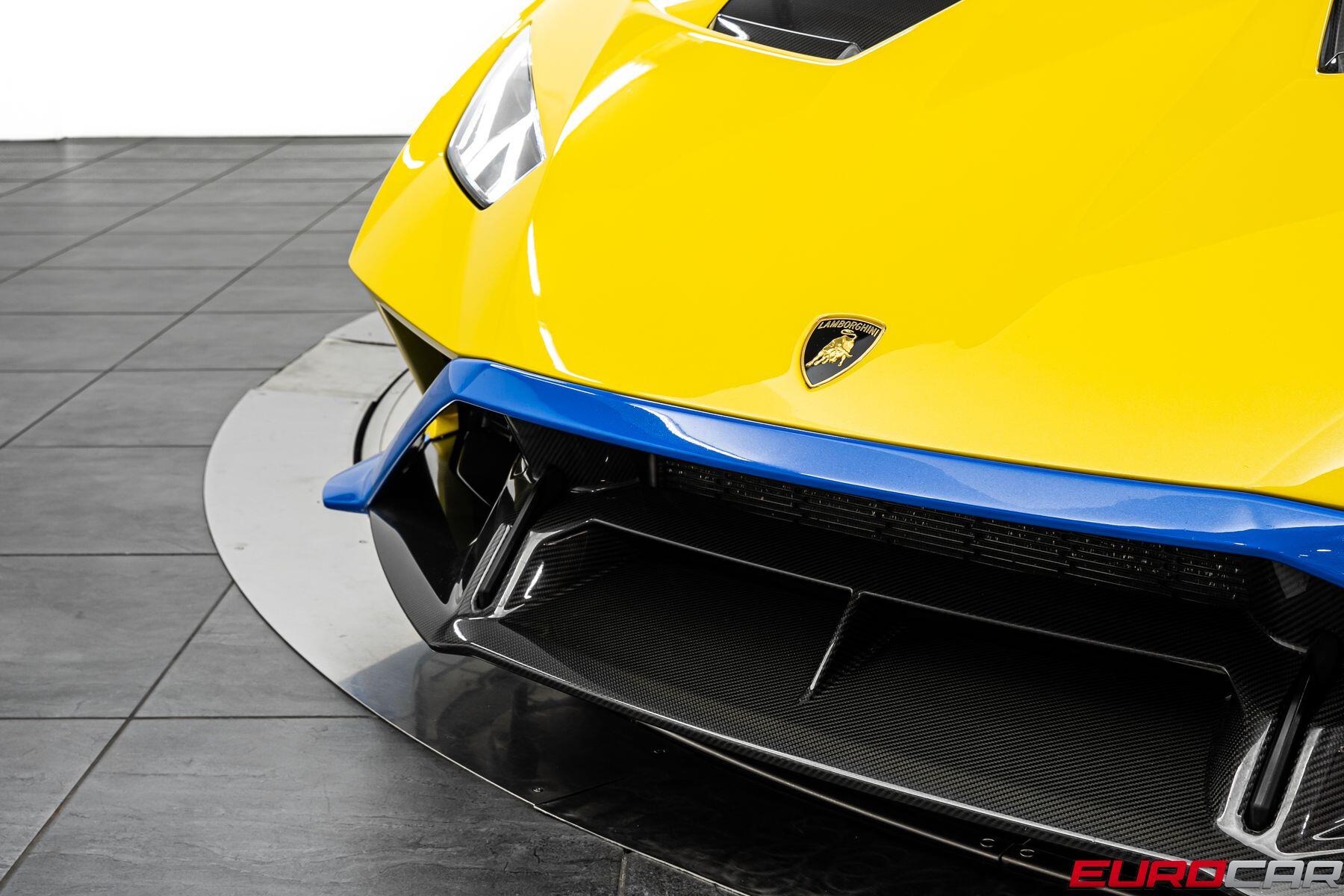 2022 Lamborghini Huracan STO *HUGE CARBON OPTIONS * FRONT LIFT*Image 10