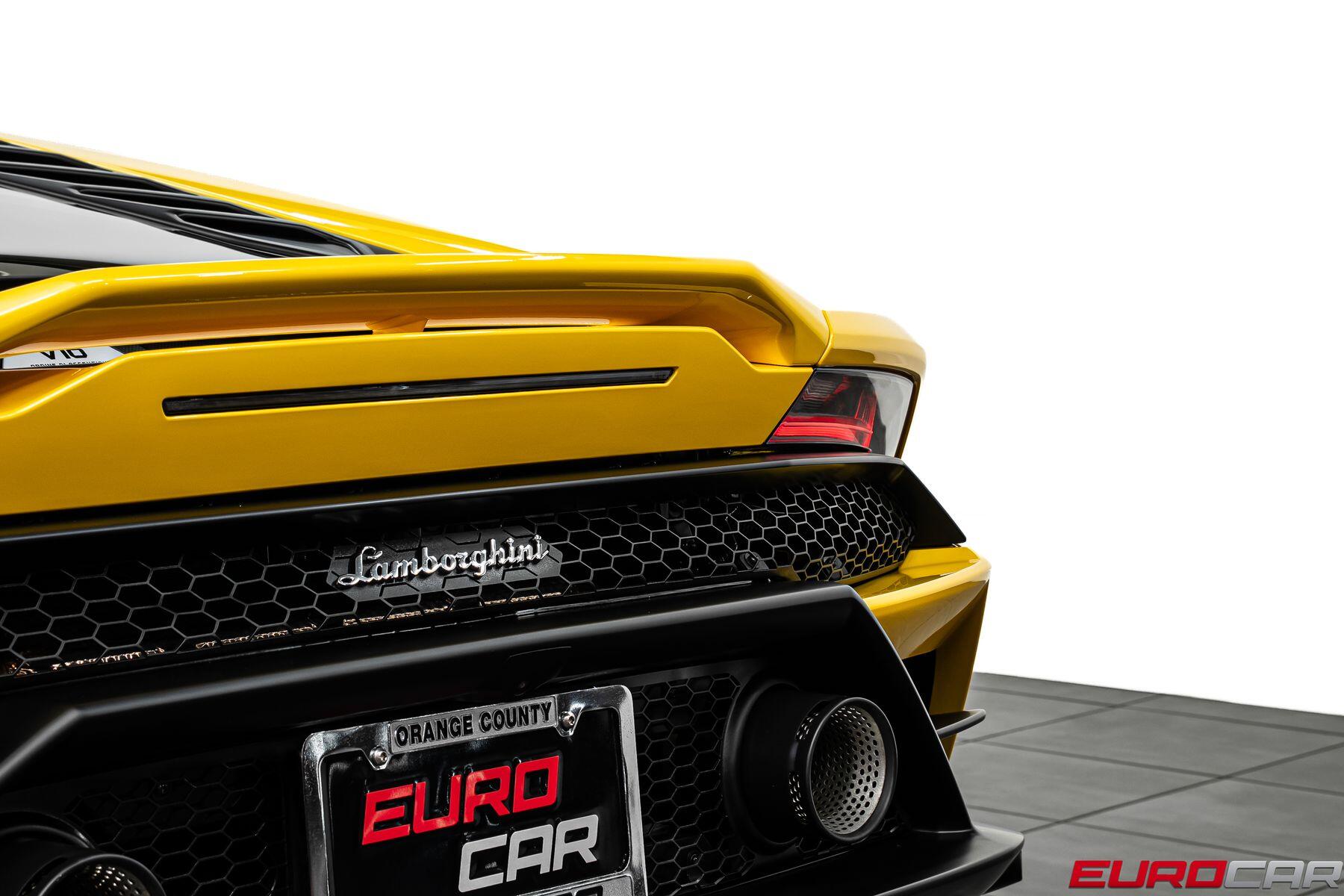2021 Lamborghini Huracan EVO RWD *CARBON SPORT SEATS * FRONT PPF*Image 21