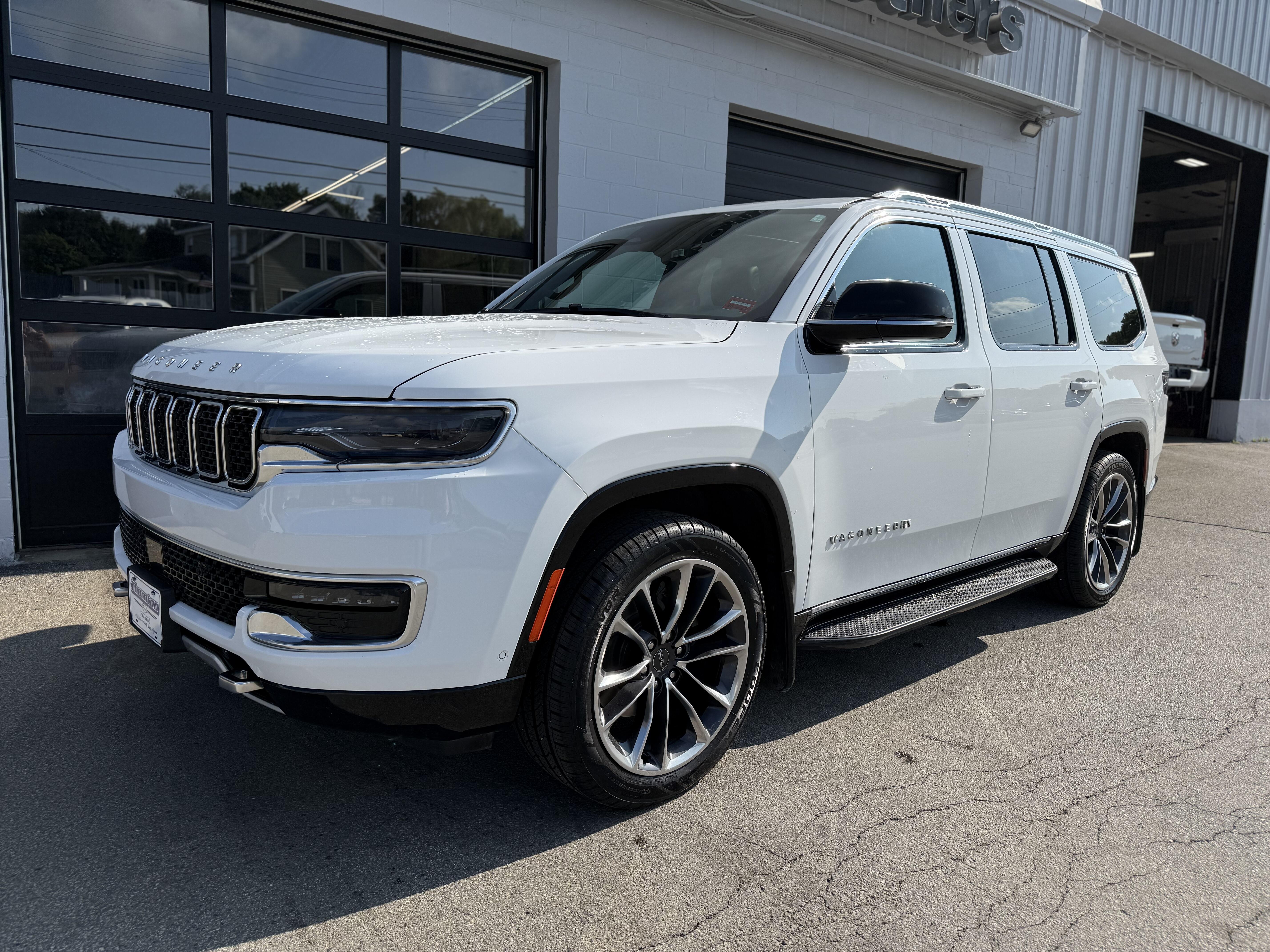 2023 Jeep Wagoneer