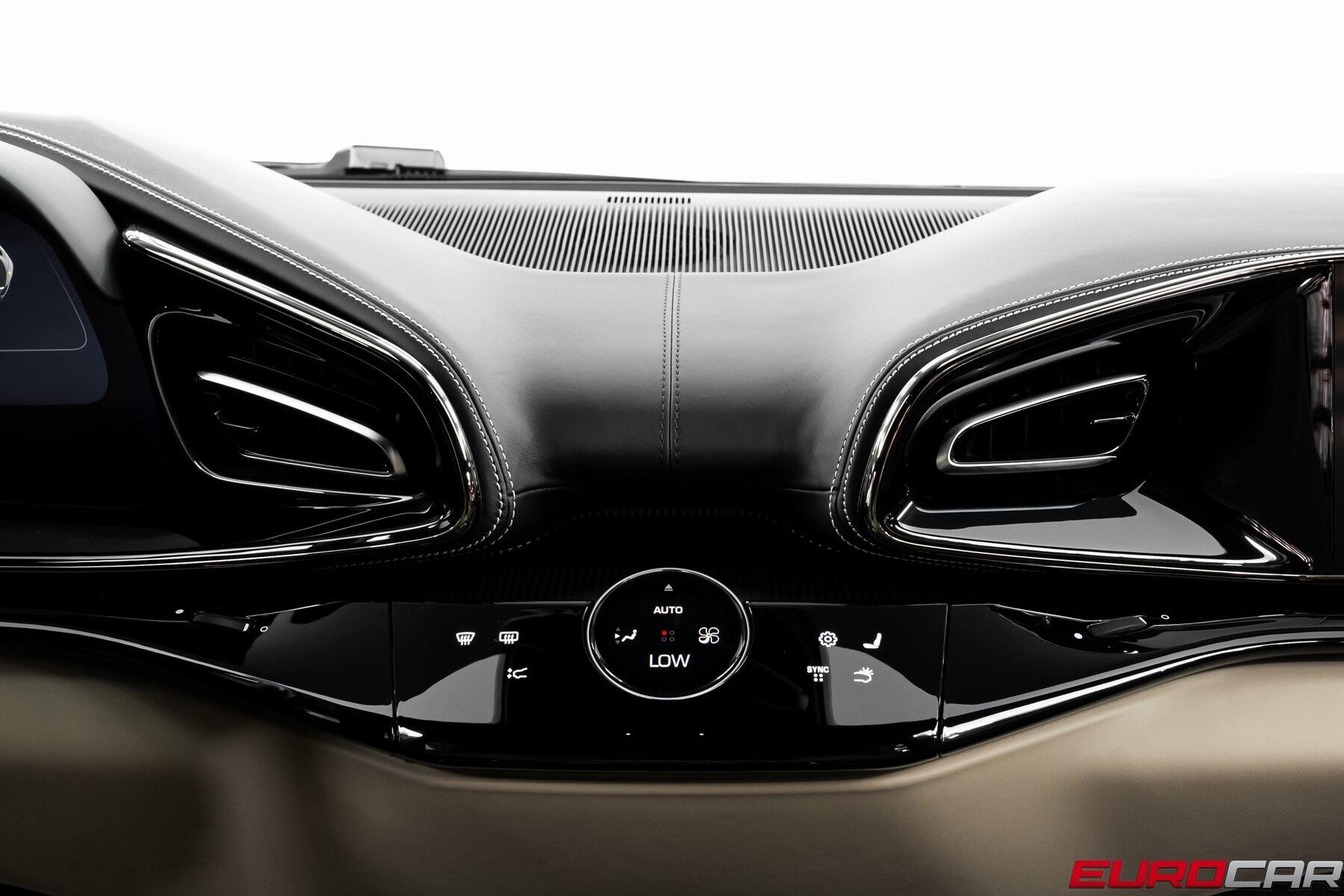 Used 2024 Ferrari Purosangue *SPECIAL FACTORY PAINT * PASSENGER DISPLAY*Image 37