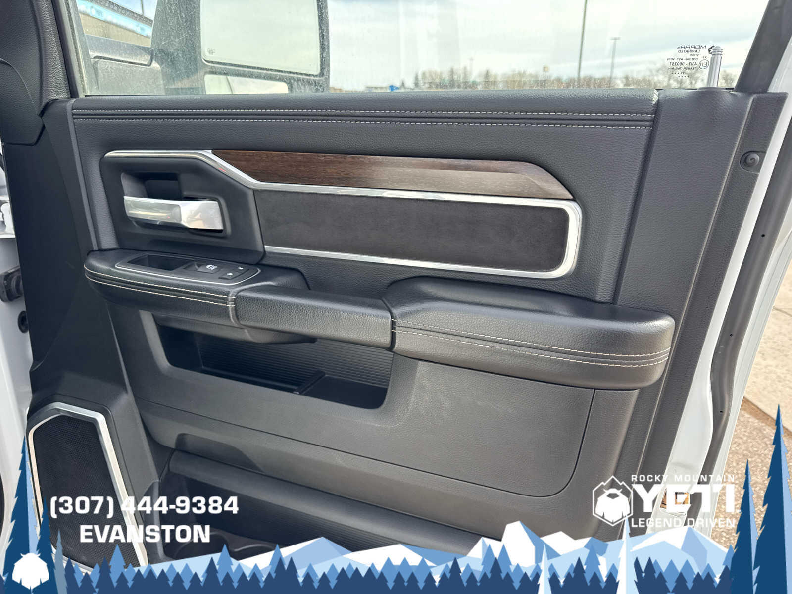 2024 RAM Ram 3500 Pickup Laramie - Photo 12