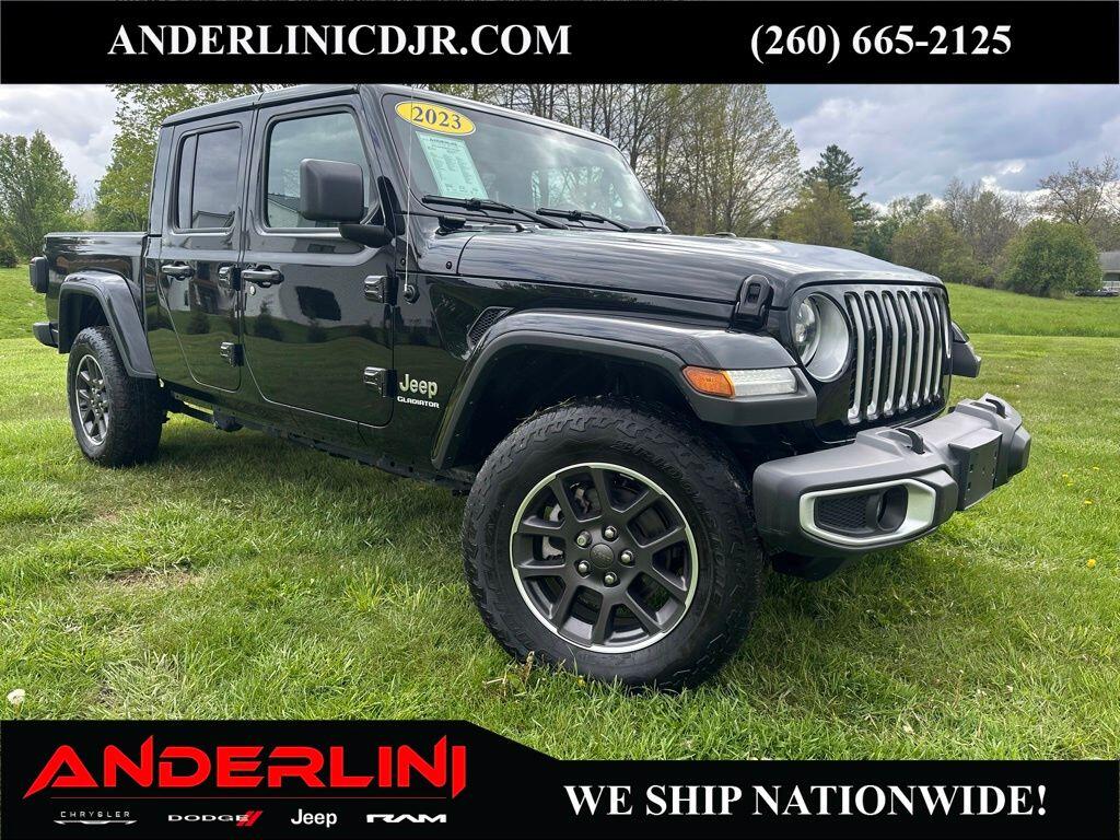 2023 Jeep Gladiator Overland's photo