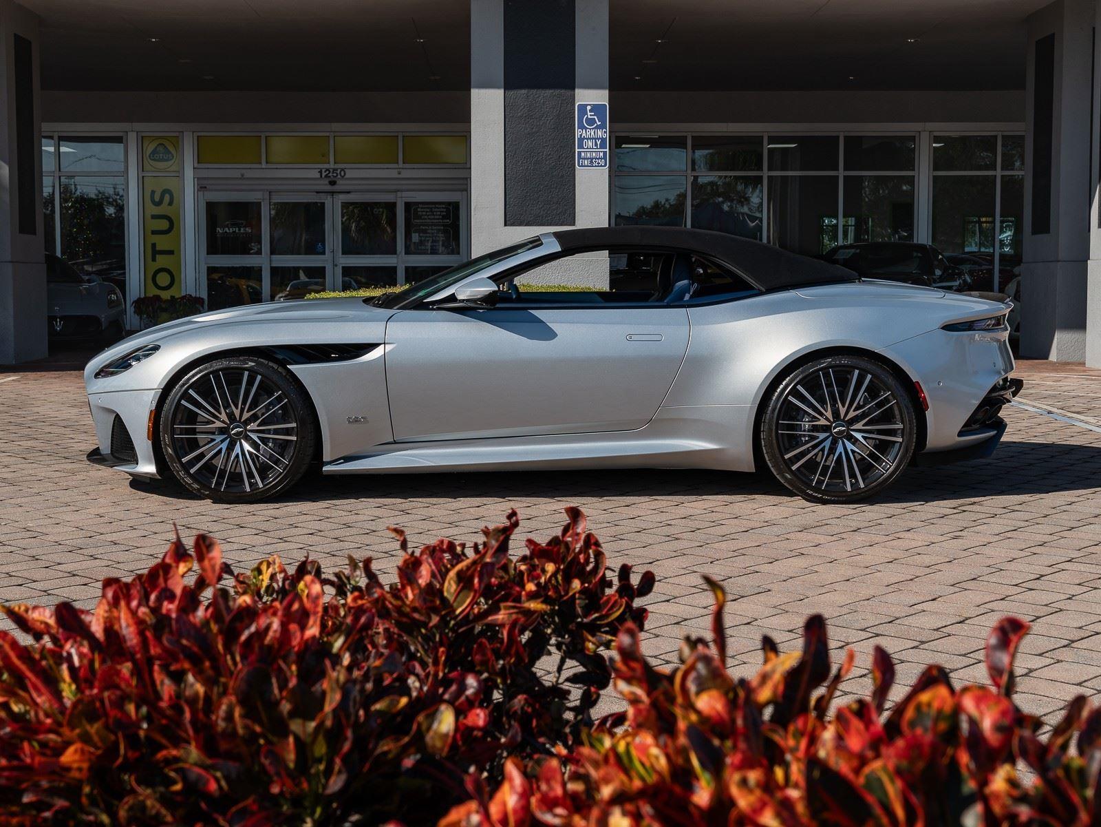2020 Aston Martin DBS Superleggera Base - Photo 34