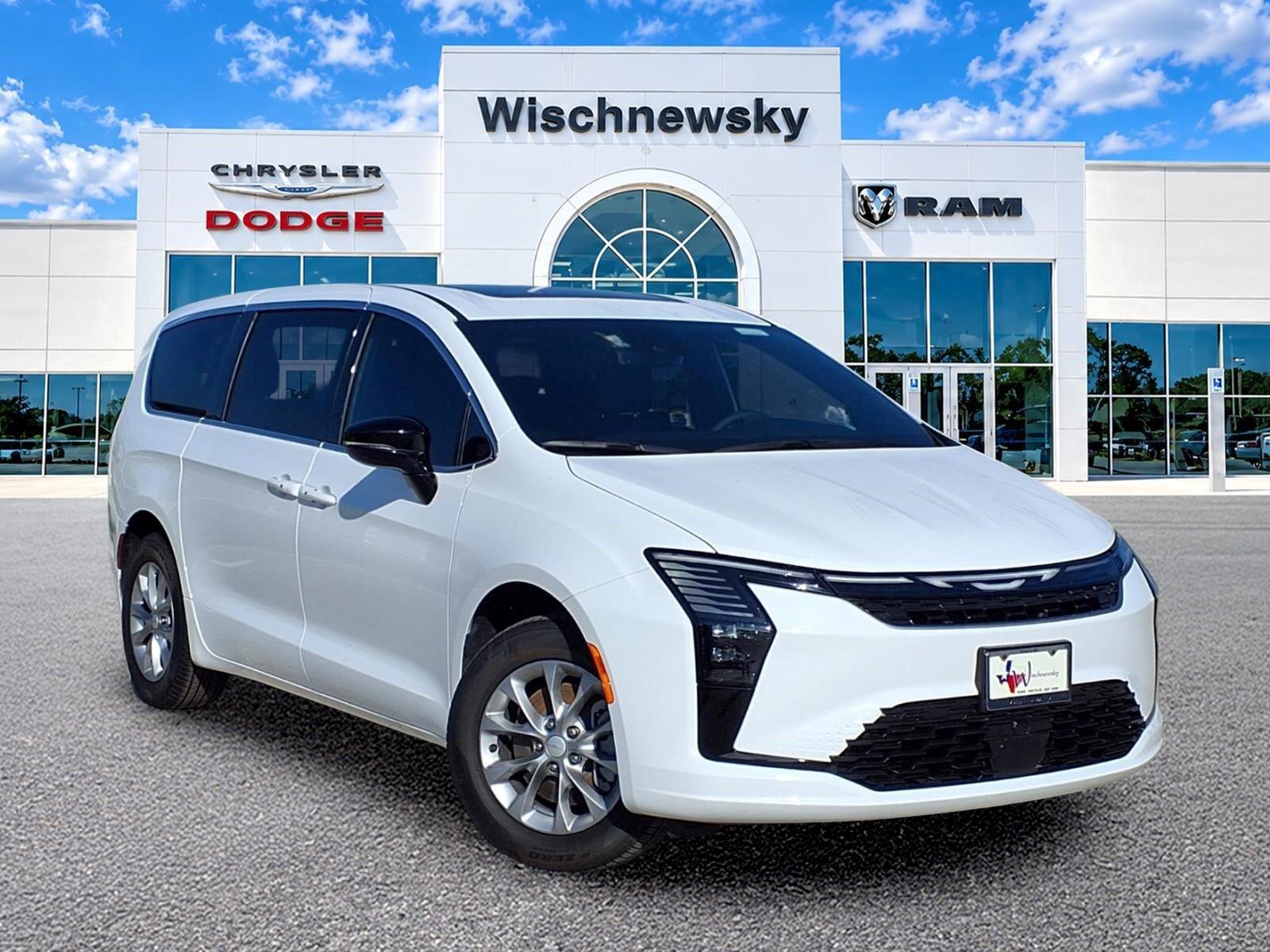 2027 Chrysler Pacifica Select