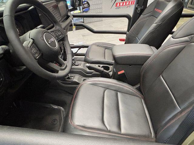 2025 Jeep Wrangler 4-Door Rubicon - Photo 15