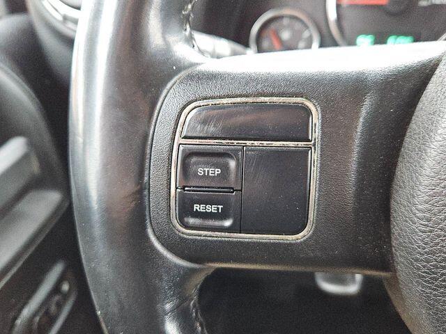 2011 Jeep Wrangler Unlimited Sahara - Photo 11