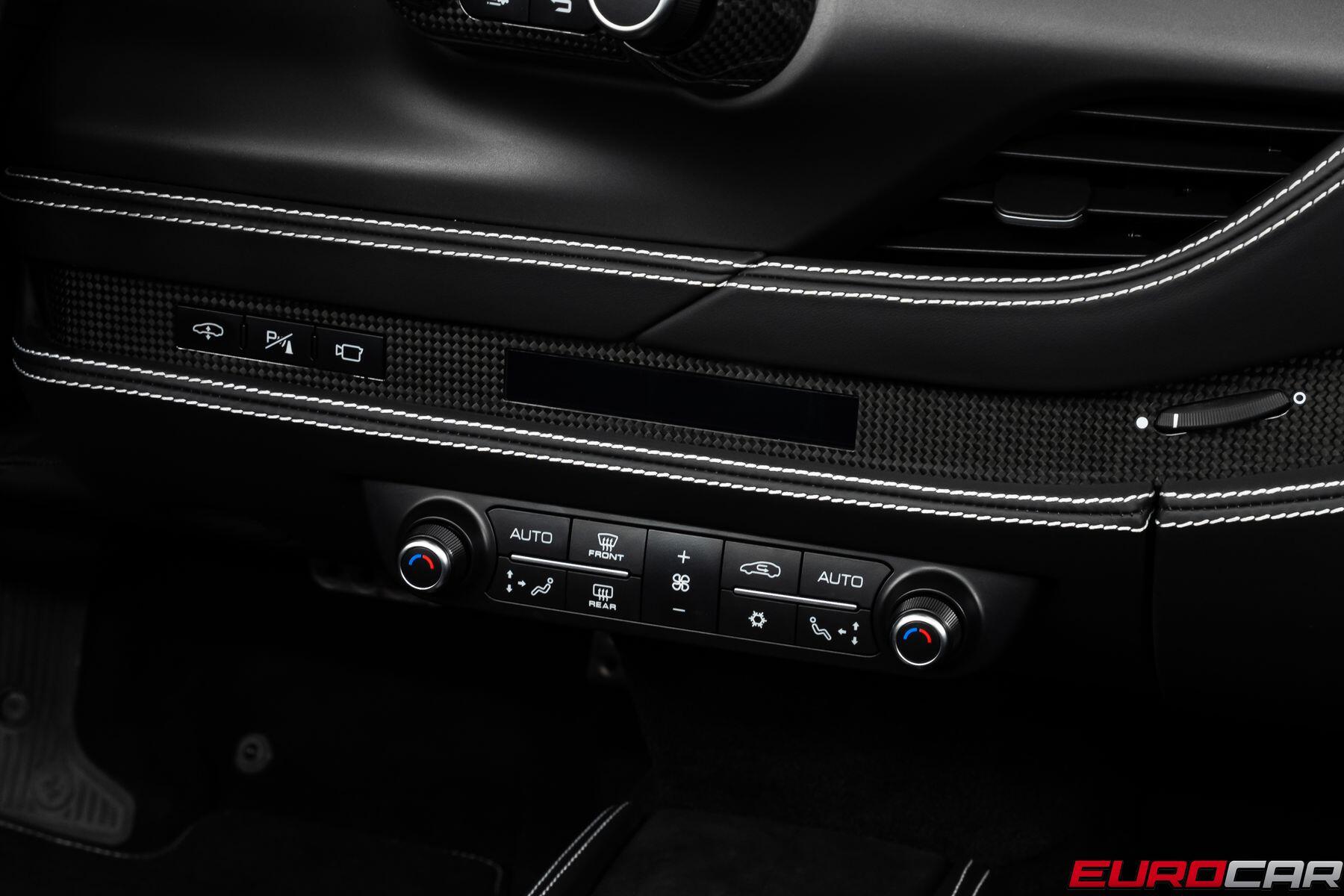 2022 Ferrari F8 Spider *CARBON STEERING WHEEL * FRONT LIFT*Image 33