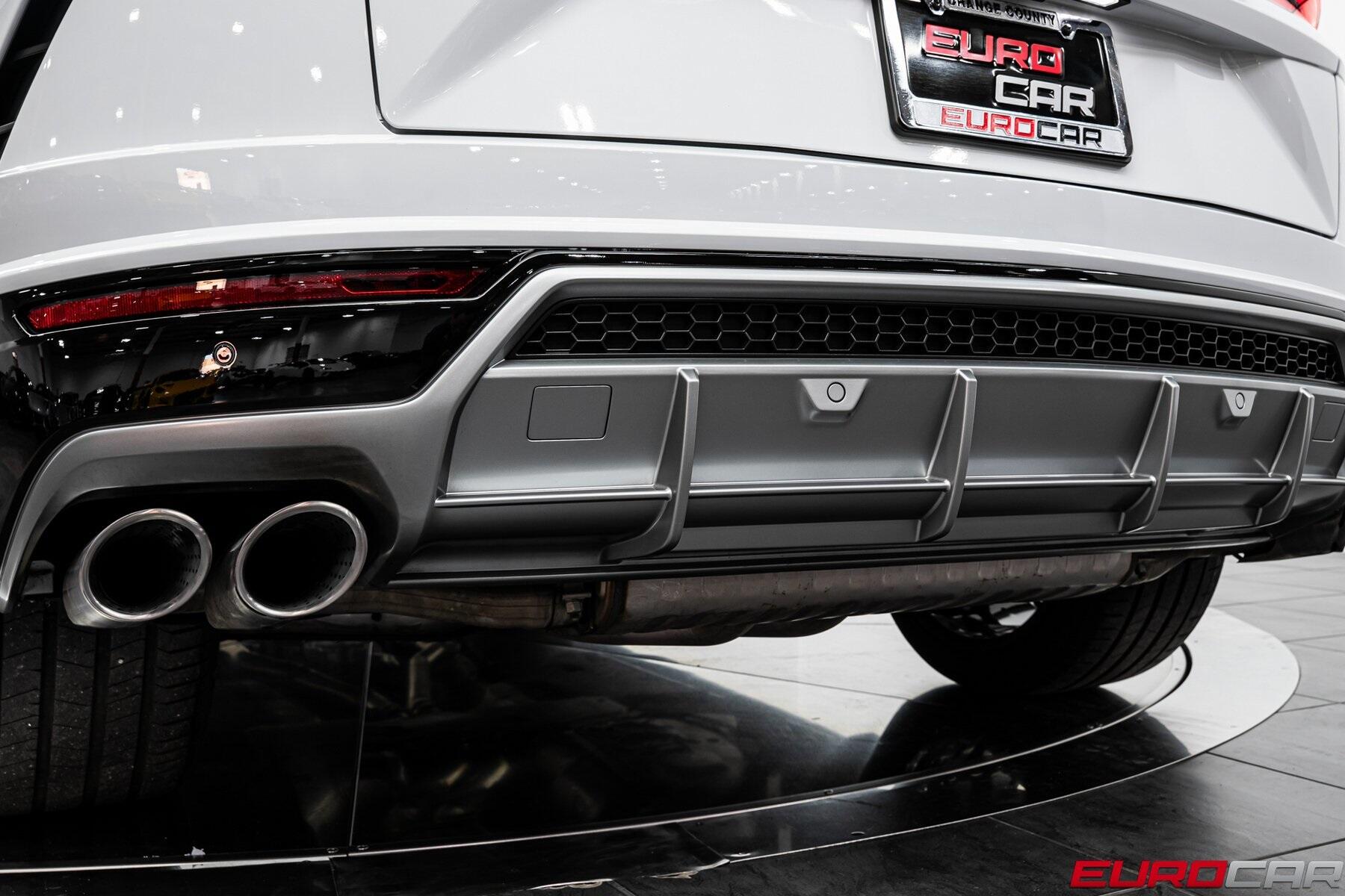 2021 Lamborghini Urus *PANORAMIC SUNROOF * FRONT PPF*Image 18