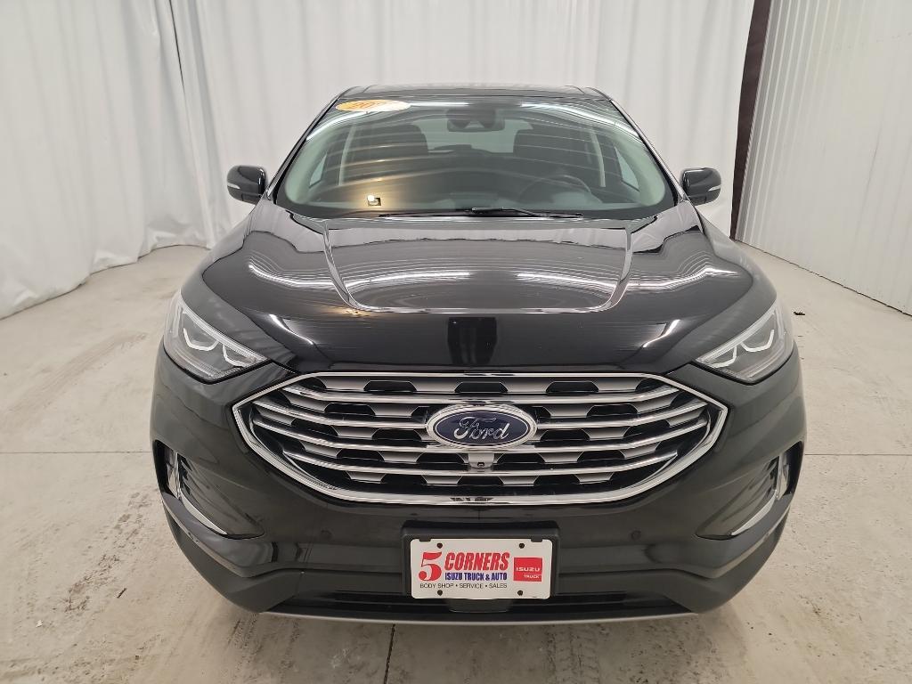 Used 2022 Ford Edge Titanium with VIN 2FMPK4K96NBB04439 for sale in Cedarburg, WI