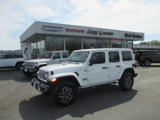 2025 Jeep Wrangler 4-Door Sahara - Photo 30