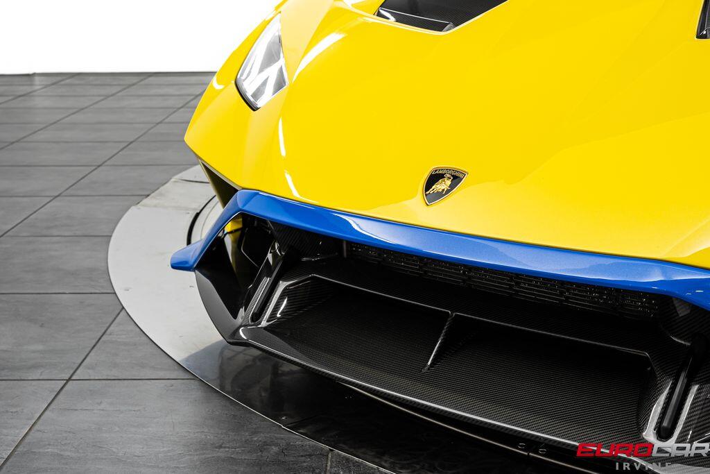 2022 Lamborghini Huracan STO *HUGE CARBON OPTIONS * FRONT LIFT*Image 10