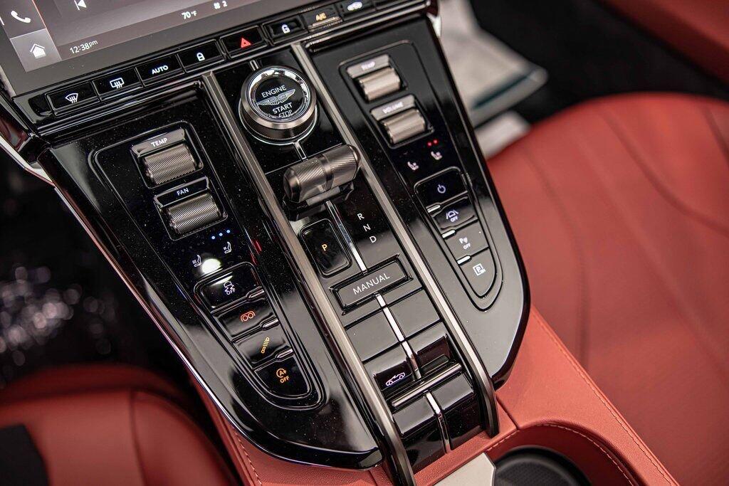 2026 Aston Martin Vantage Base - Photo 26