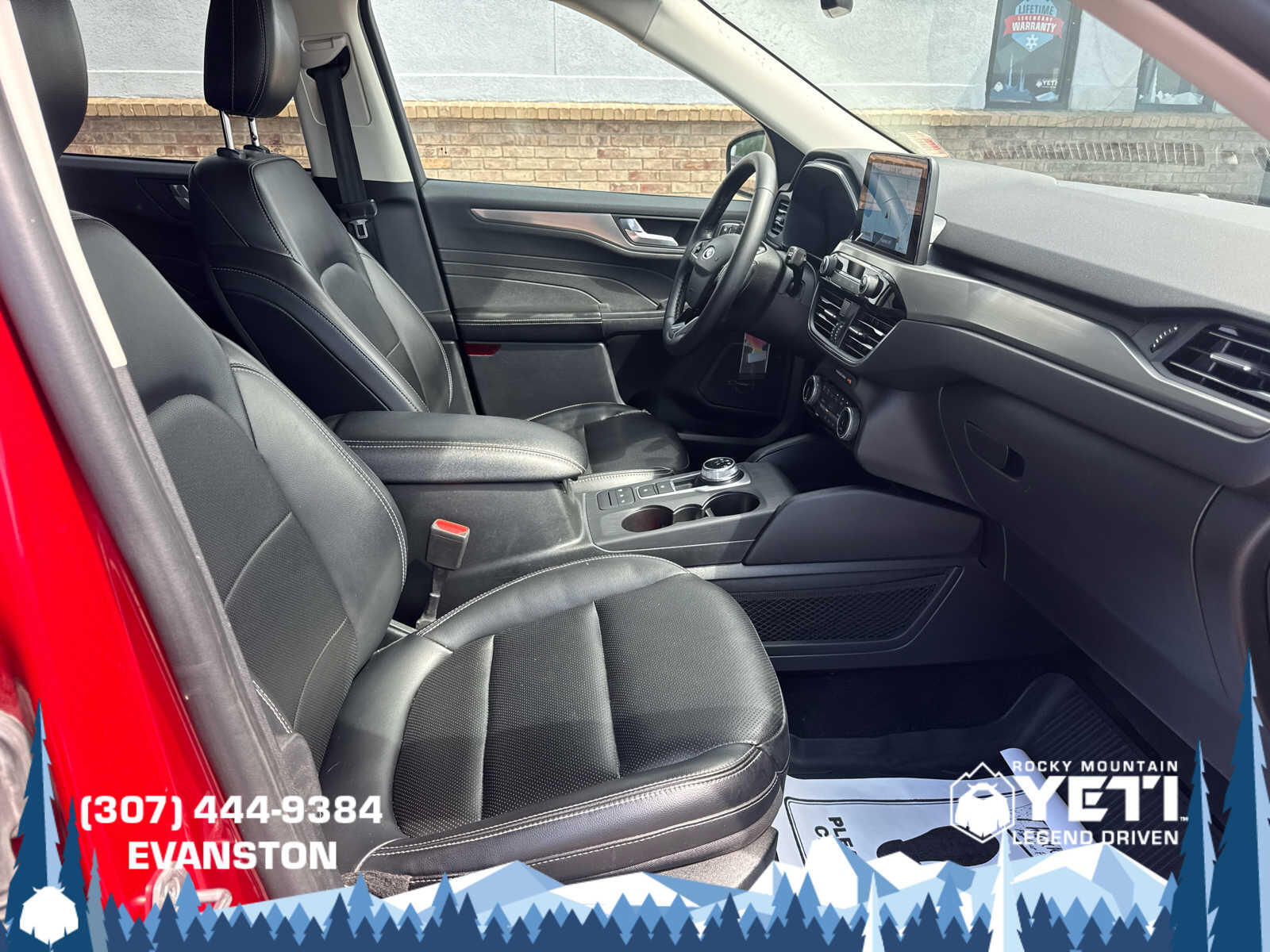2022 Ford Escape Titanium - Photo 11