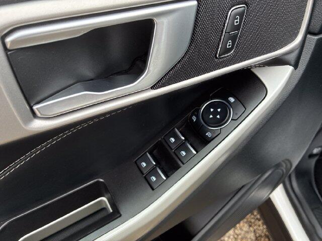 2023 Ford Explorer XLT - Photo 19