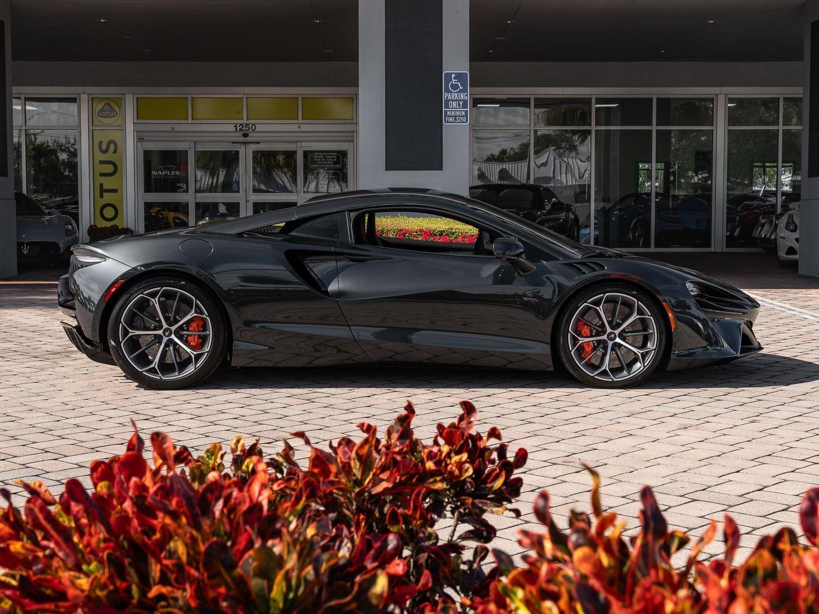 Used 2025 McLaren Artura Coupe