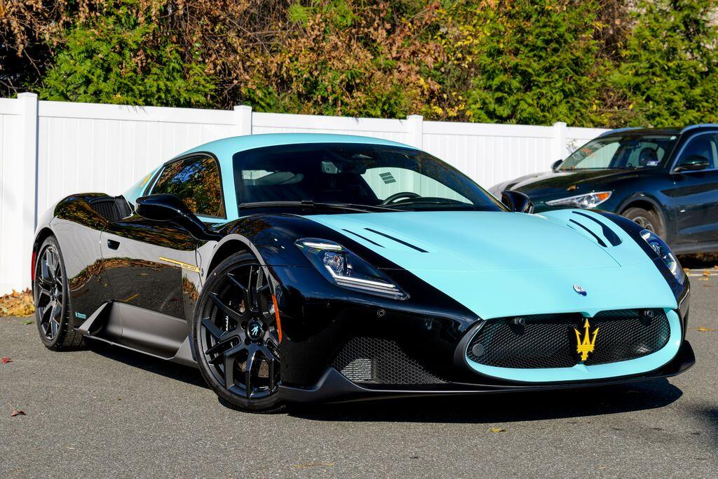 2025 Maserati MC20 Base's photo