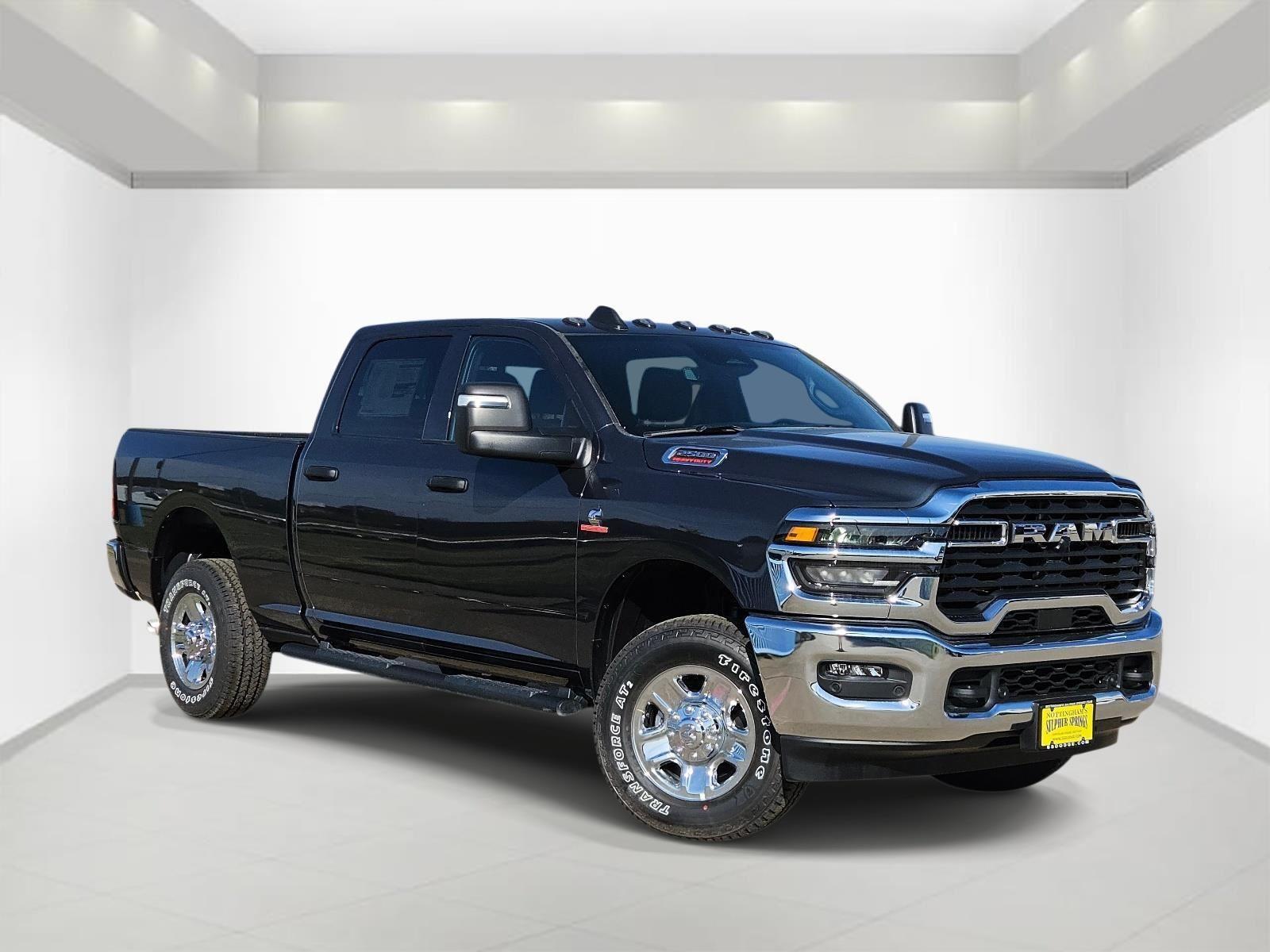 2026 RAM 2500 2500 Tradesman Crew Cab 4x4 6'4' Box