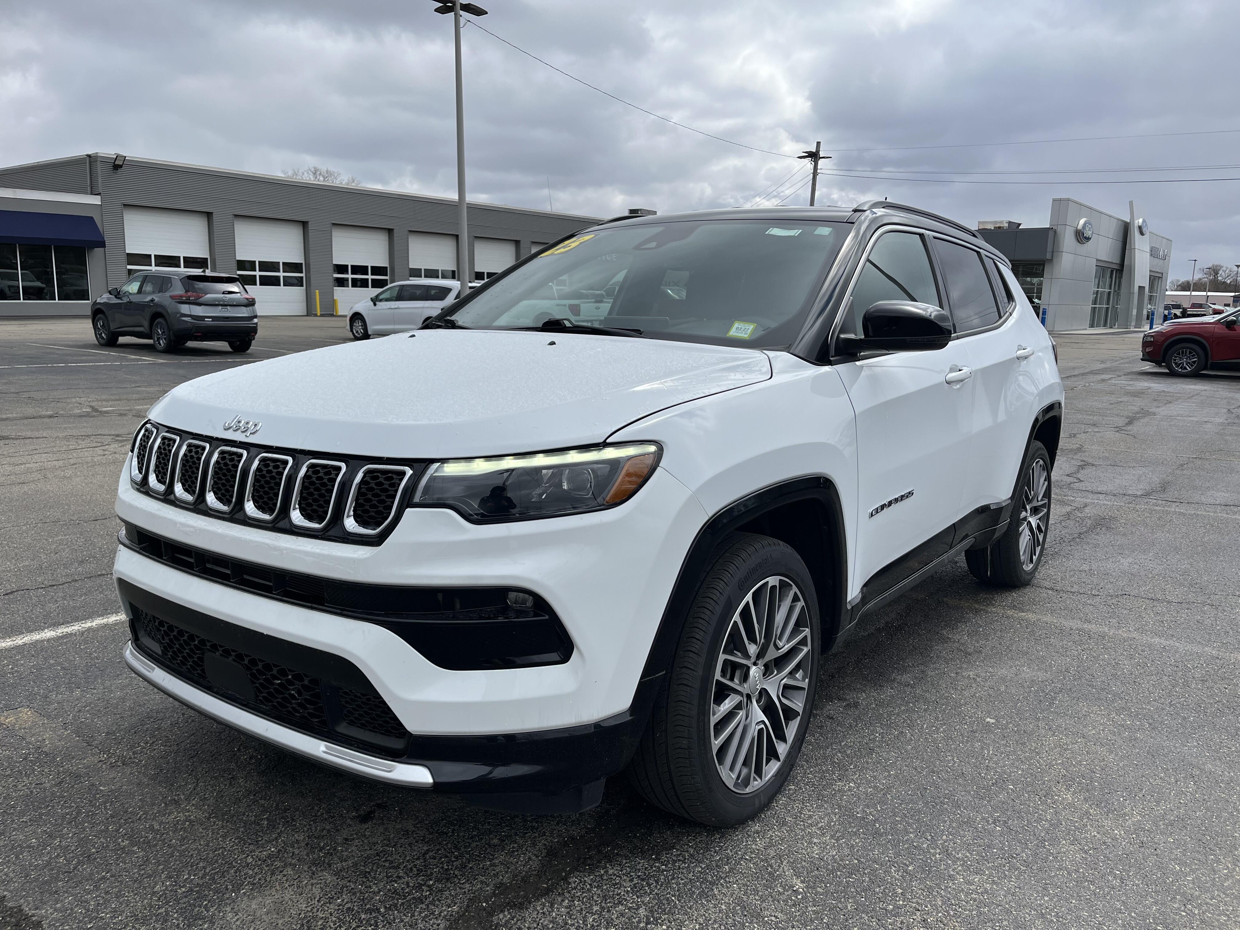 2023 Jeep Compass Limited 4X4's photo
