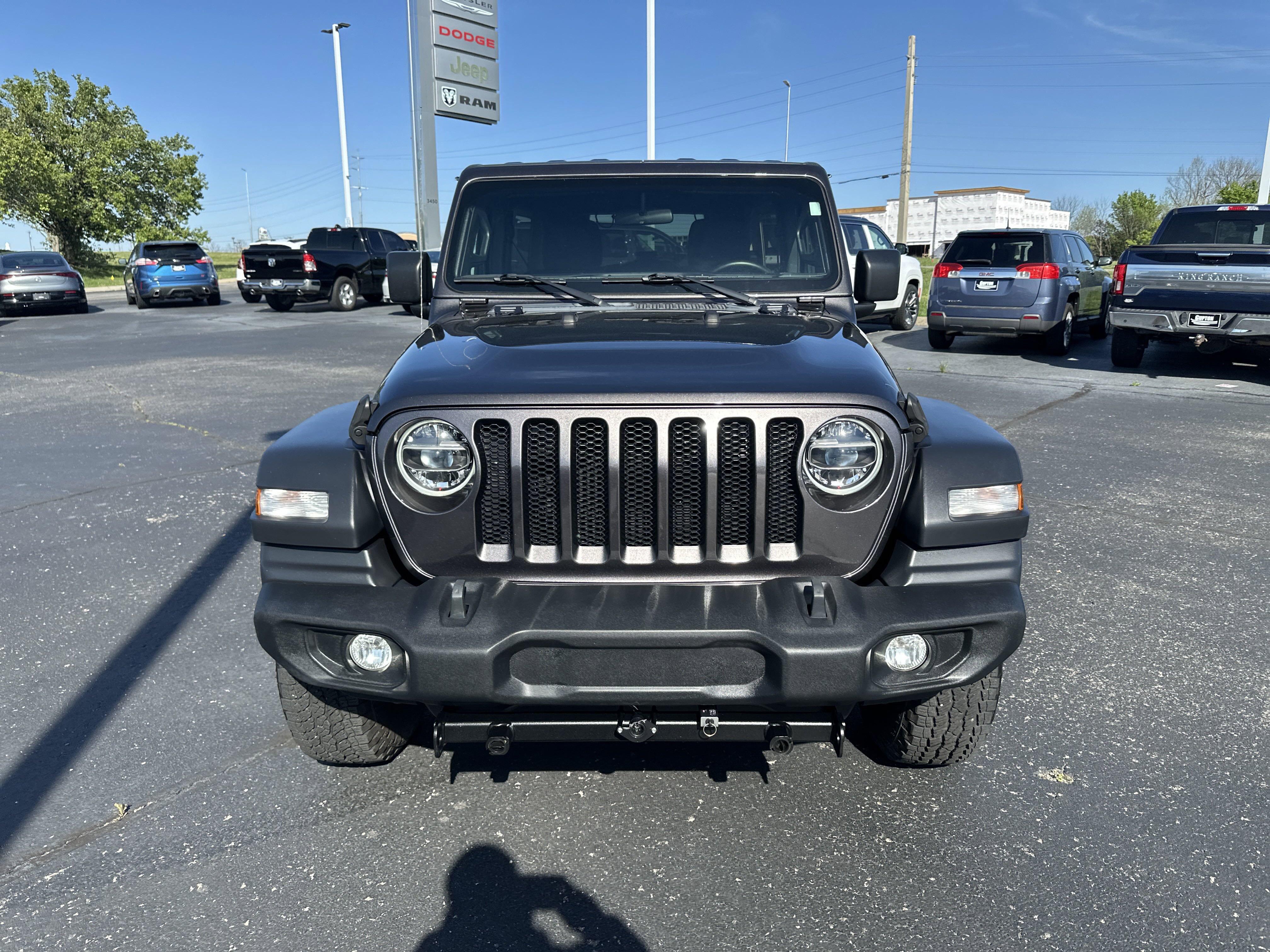Used 2020 Jeep Wrangler Unlimited Sport S with VIN 1C4HJXDN4LW260966 for sale in Springfield, TN