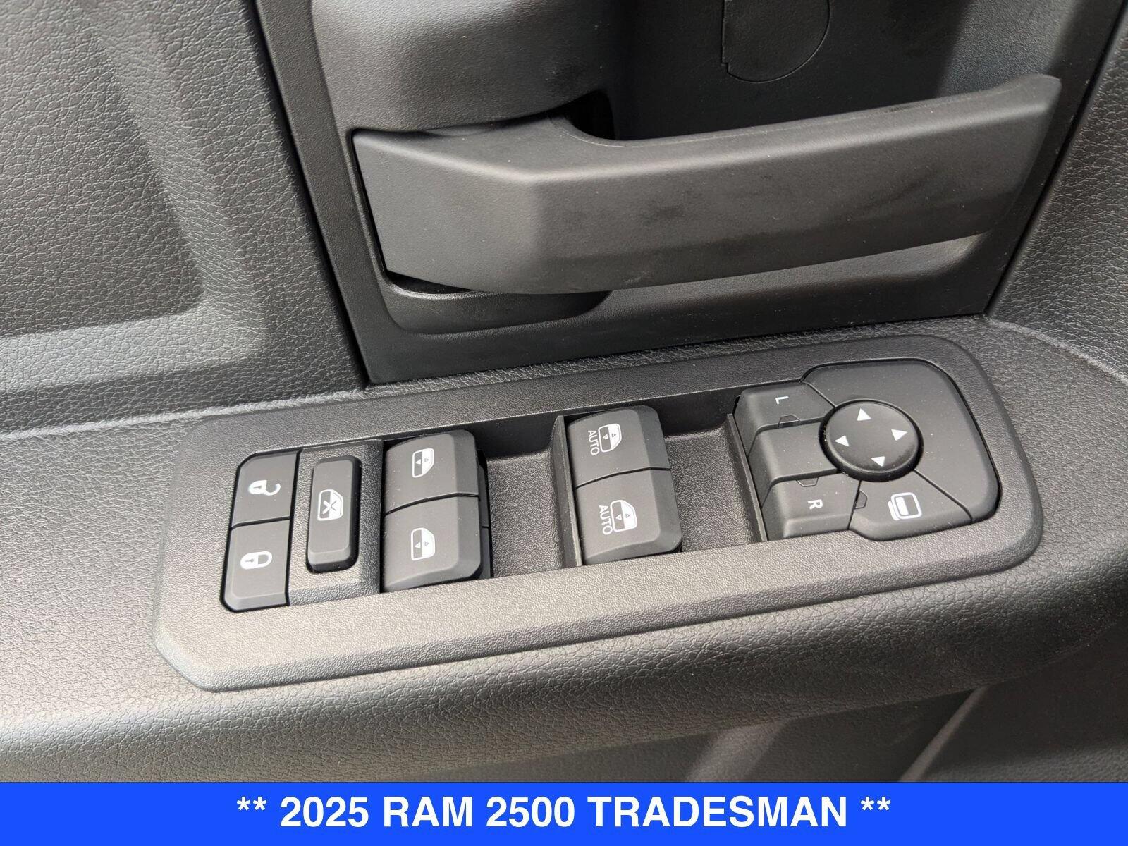 2025 RAM 2500 Tradesman - Photo 11