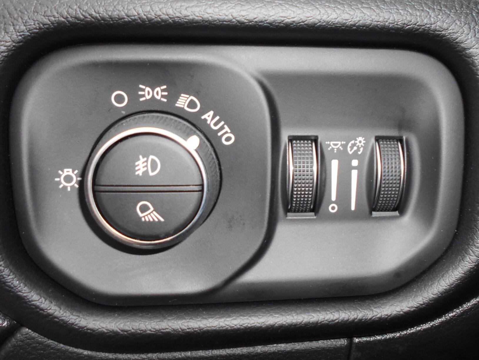 2026 RAM 2500 Rebel - Photo 24