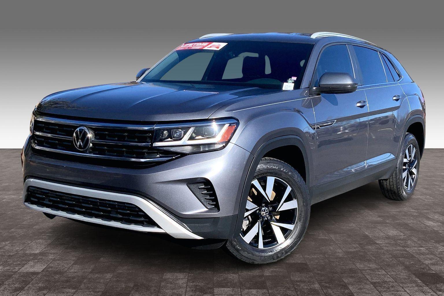 2021 Volkswagen Atlas Cross Sport SE's photo