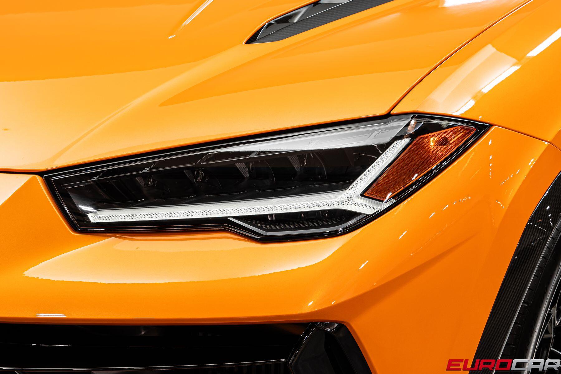 2024 Lamborghini Urus Performante *HUGE CARBON OPTIONS * PANORAMIC ROOF*Image 11
