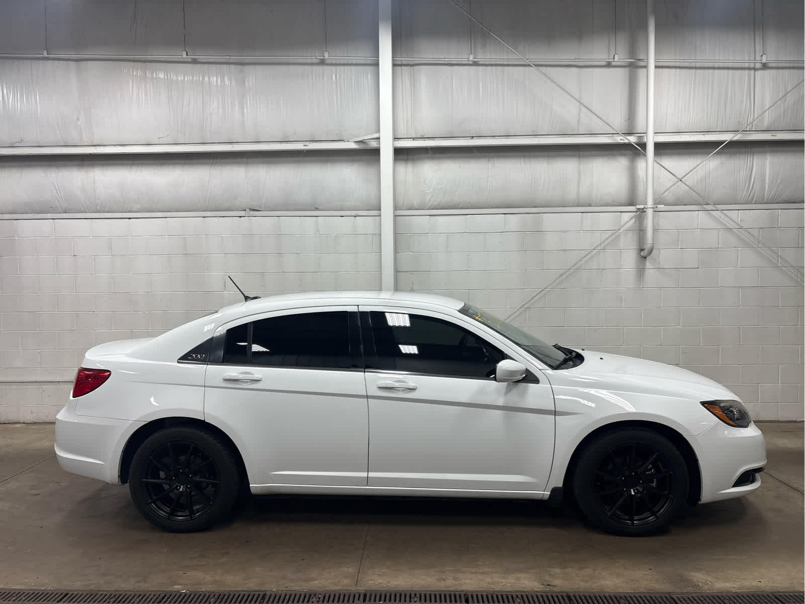 2013 Chrysler 200