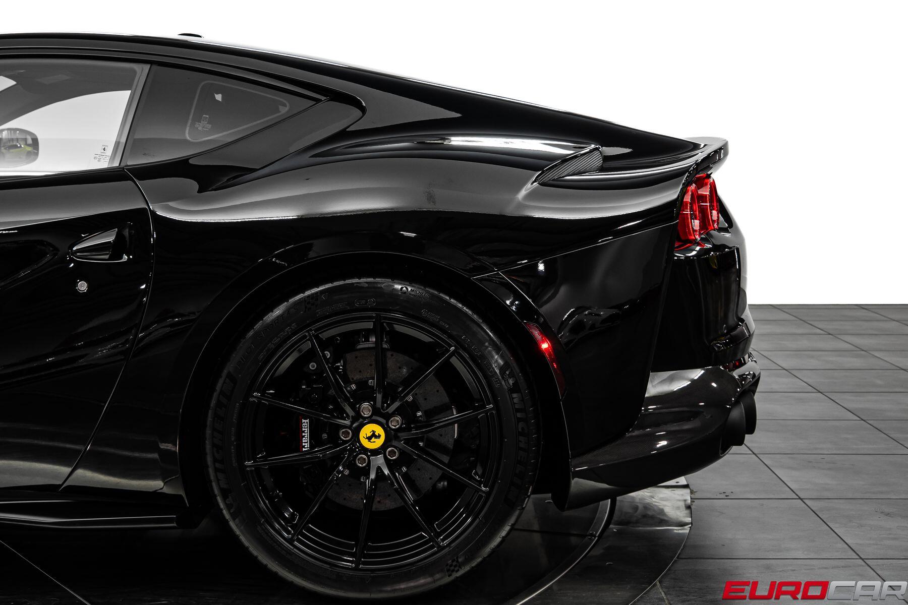 2019 Ferrari 812 Superfast *HUGE CARBON INTERIOR OPTIONS * FRONT LIFT*Image 16