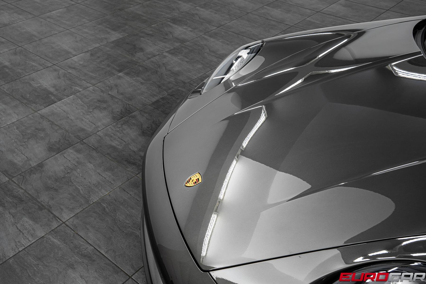 2024 Porsche 911 Carrera 4S *SPORTDESIGN PACK * SUNROOF*Image 9