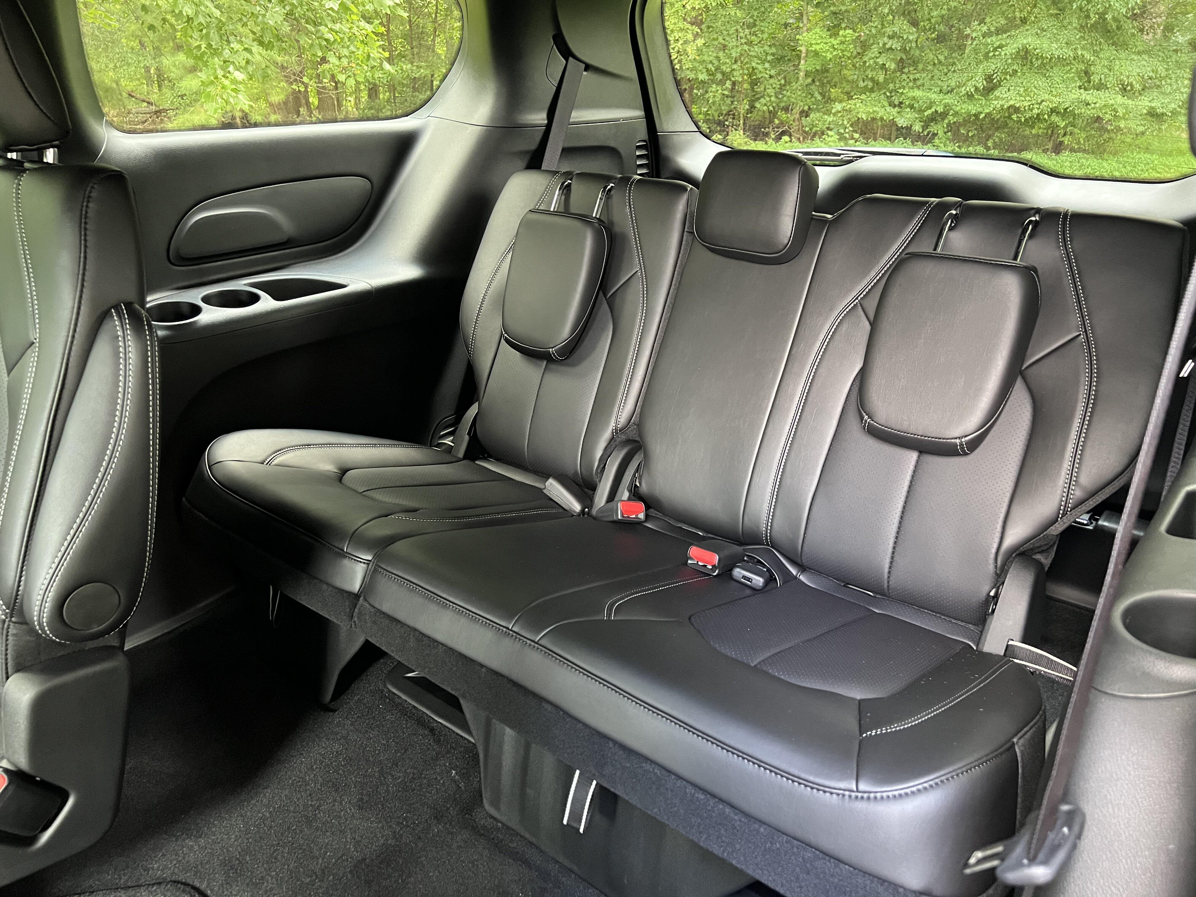 2026 Chrysler Pacifica Select - Photo 20