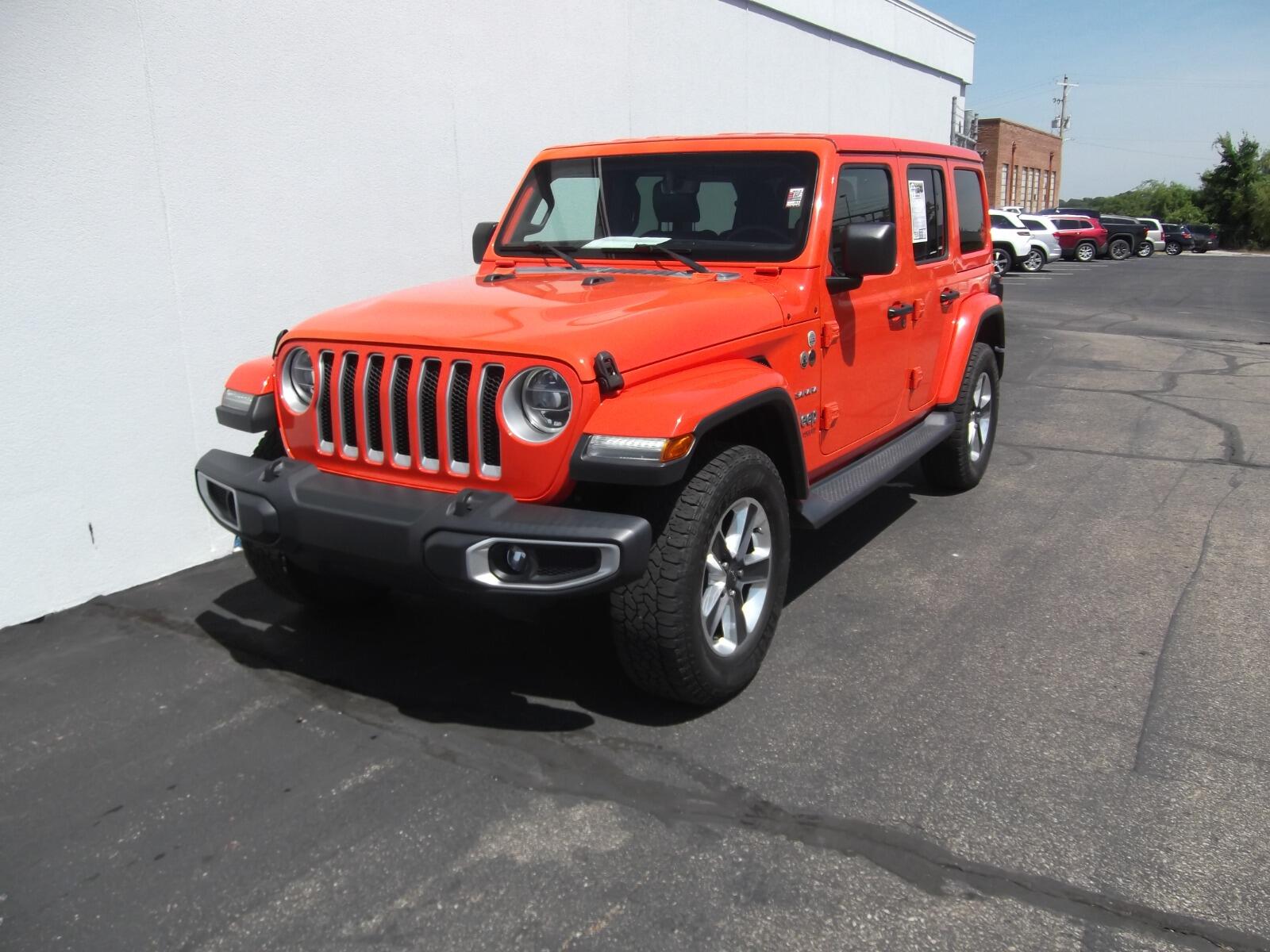 Used 2018 Jeep All-New Wrangler Unlimited Sahara with VIN 1C4HJXEG8JW287861 for sale in Kansas City