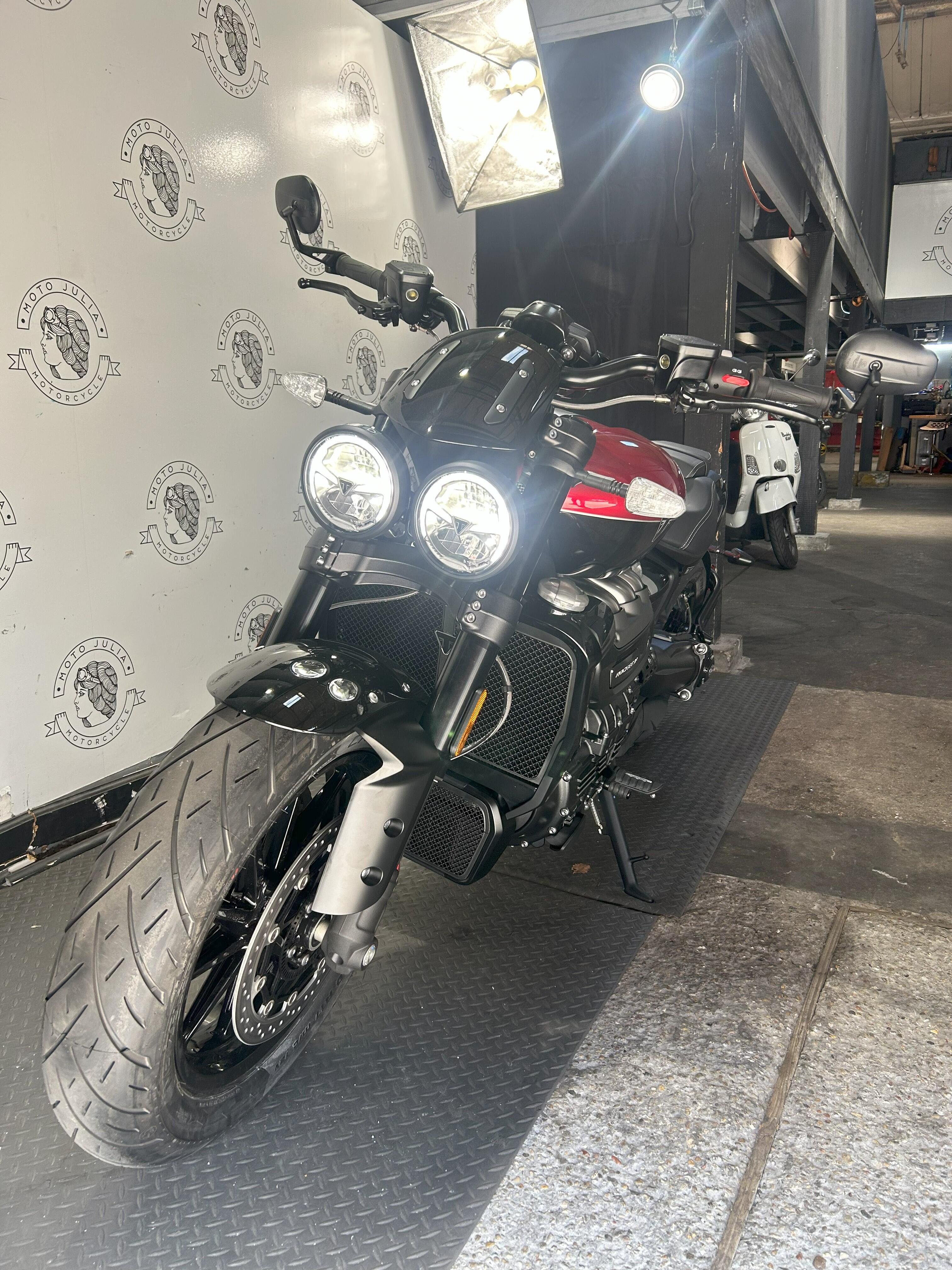 New 2025 Triumph ROCKET 3 STORM R 