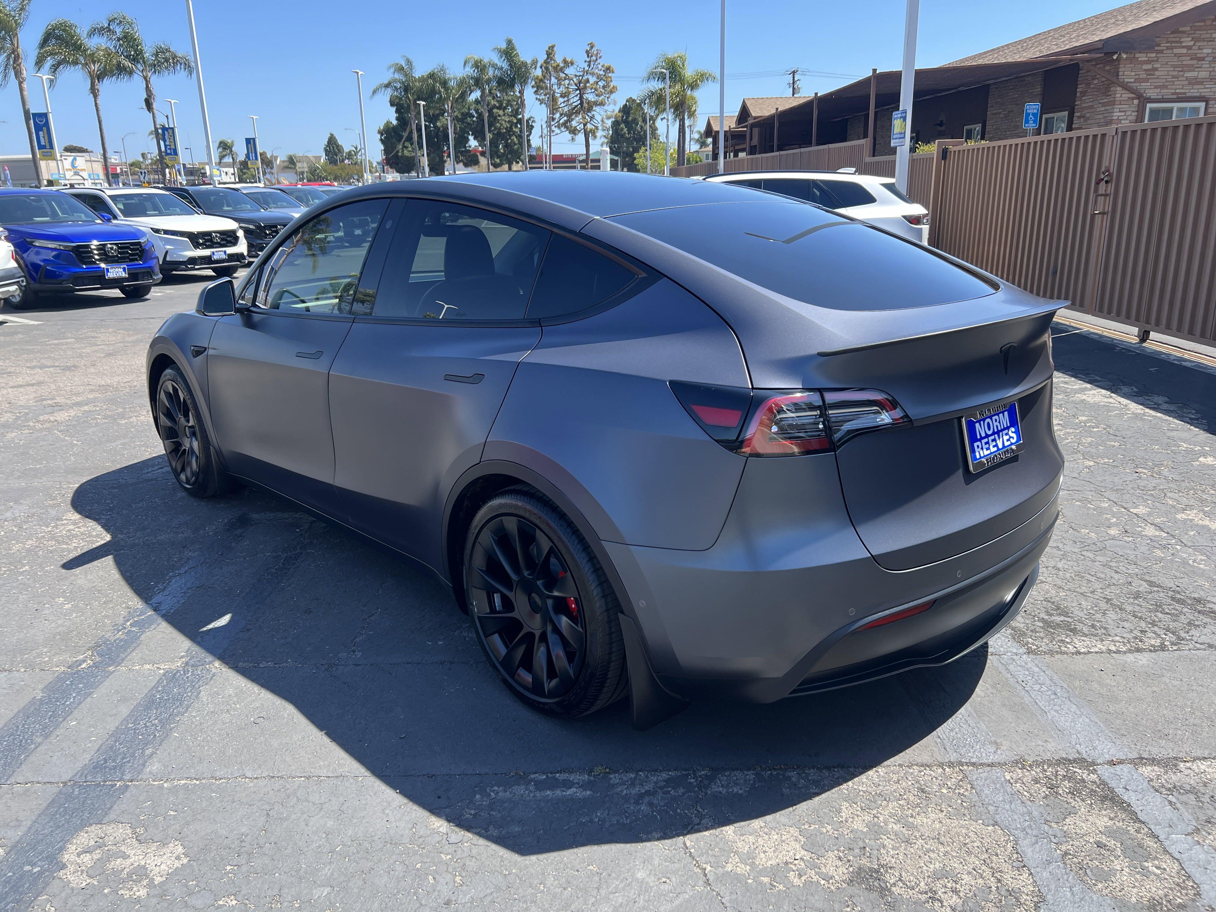 Used 2021 Tesla Model Y Long Range with VIN 5YJYGDEE9MF207066 for sale in Huntington Beach, CA