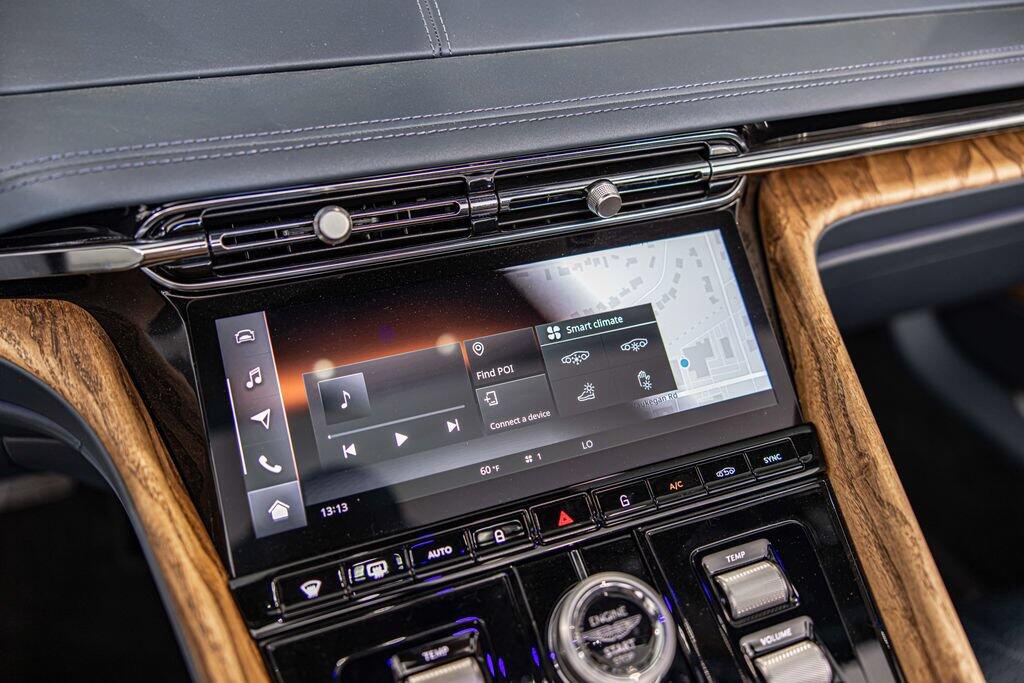 2026 Aston Martin DB12 Base - Photo 26
