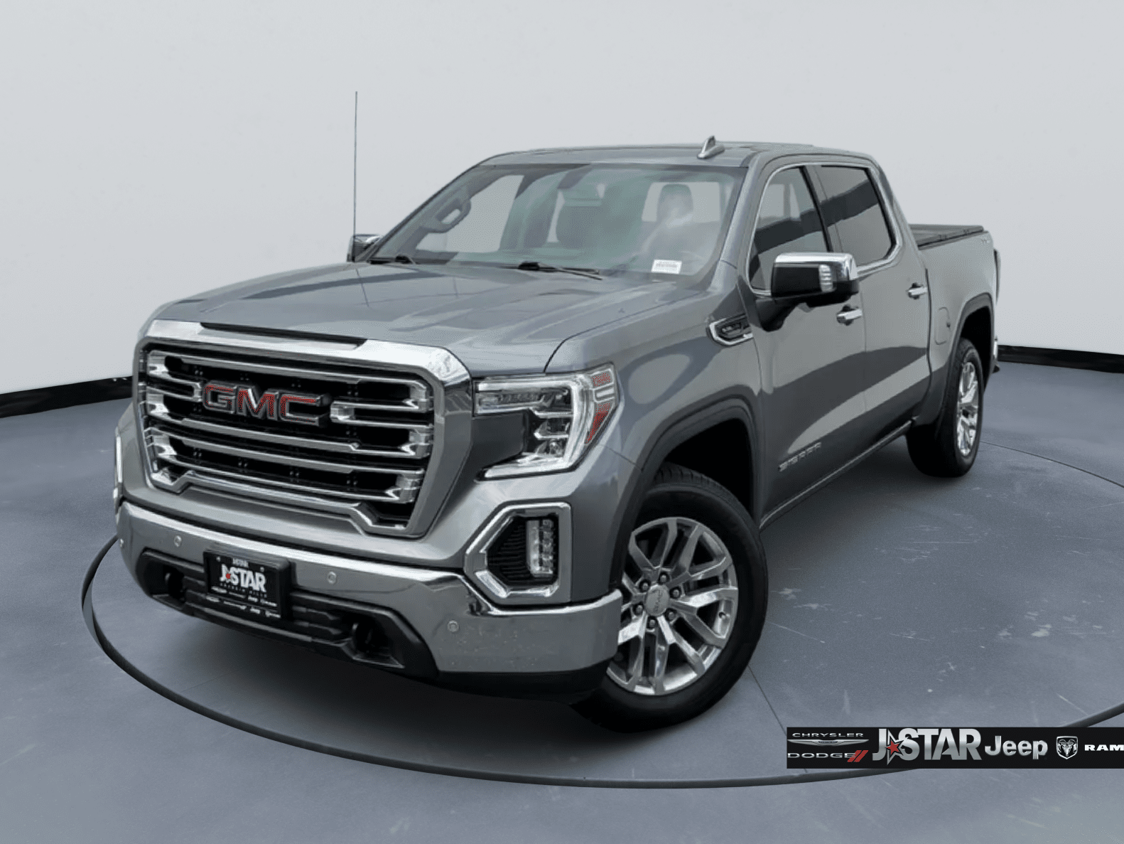 2022 GMC Sierra 4WD Crew Cab Short Box SLT's photo