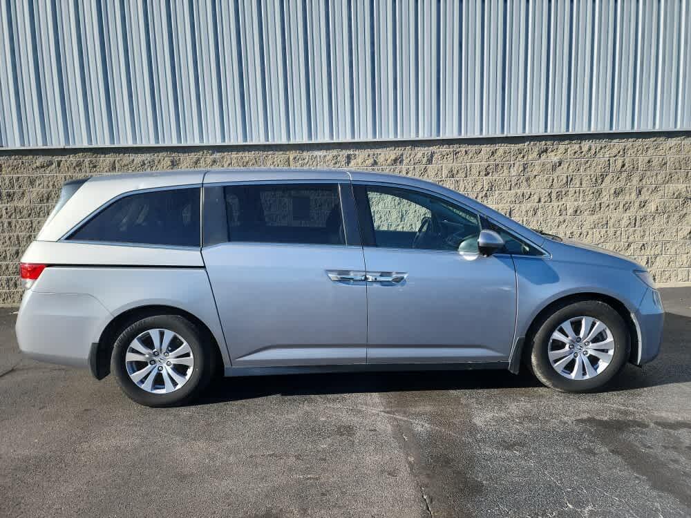 Used 2016 Honda Odyssey EX-L with VIN 5FNRL5H60GB075099 for sale in Wilmington, OH