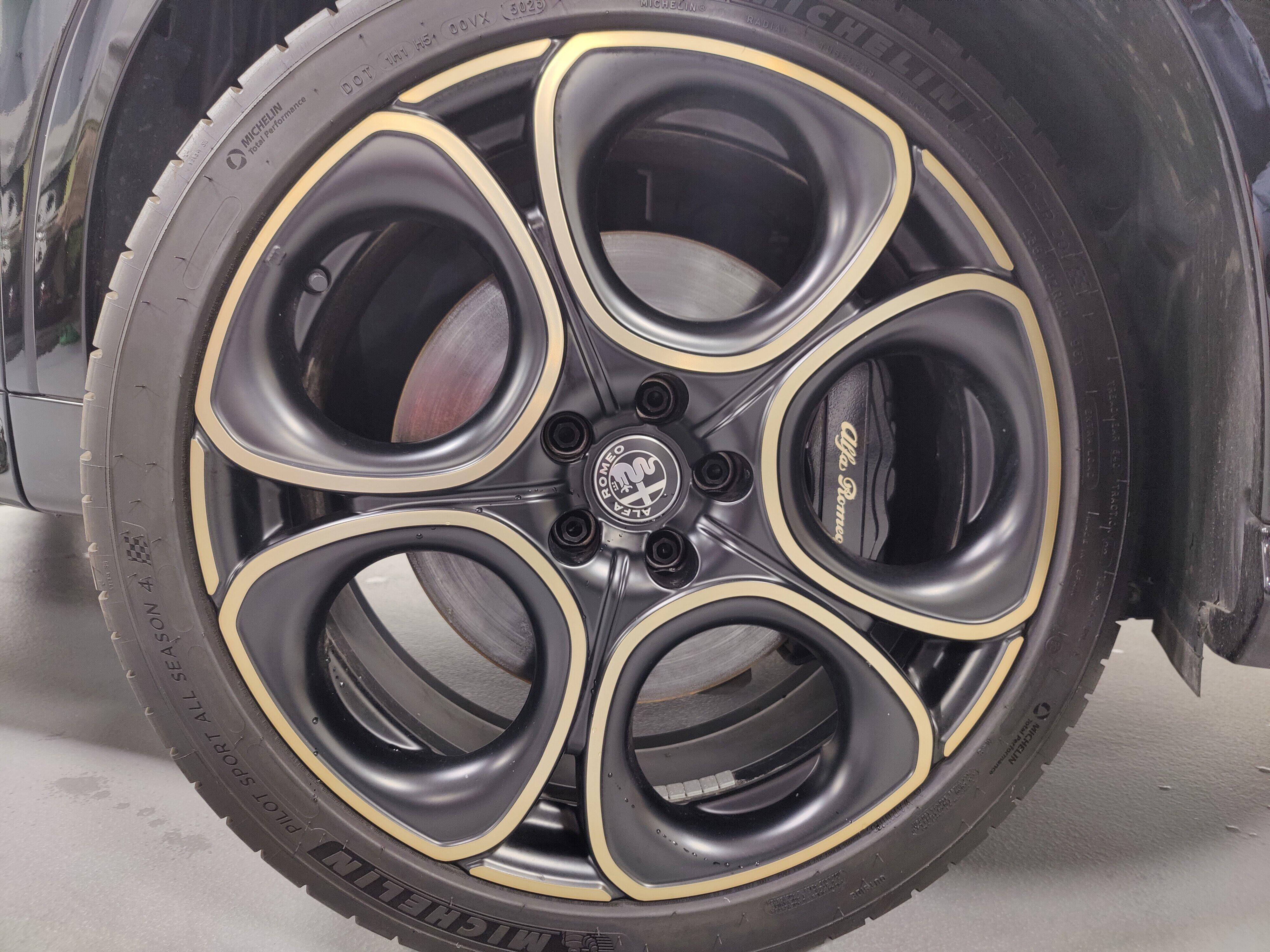 2025 Alfa Romeo Tonale Intensa - Photo 9