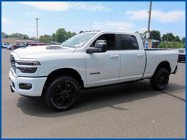 2026 RAM 2500 2500 Laramie Crew Cab 4x4 6'4' Box