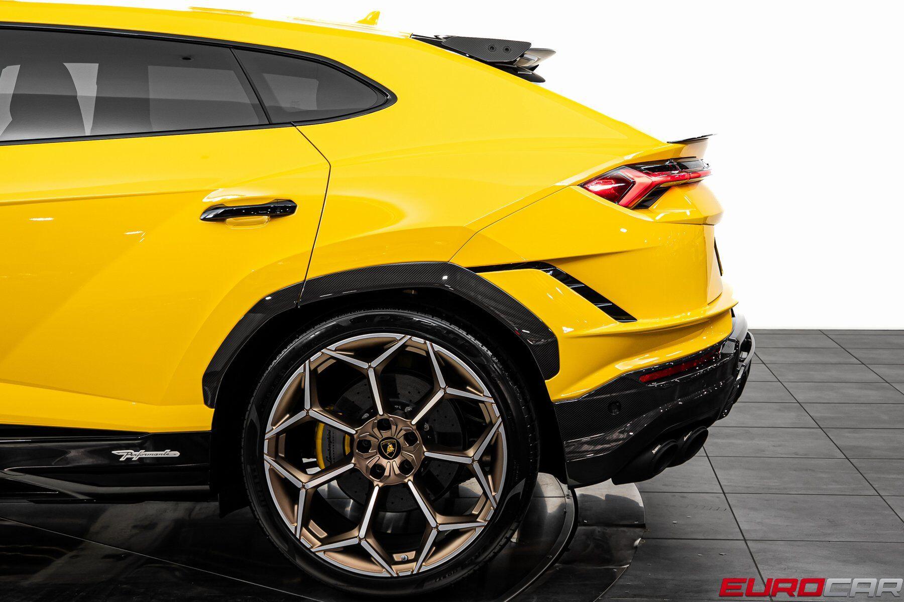 2024 Lamborghini Urus Performante *HUGE CARBON OPTIONS * SUNROOF*Image 18