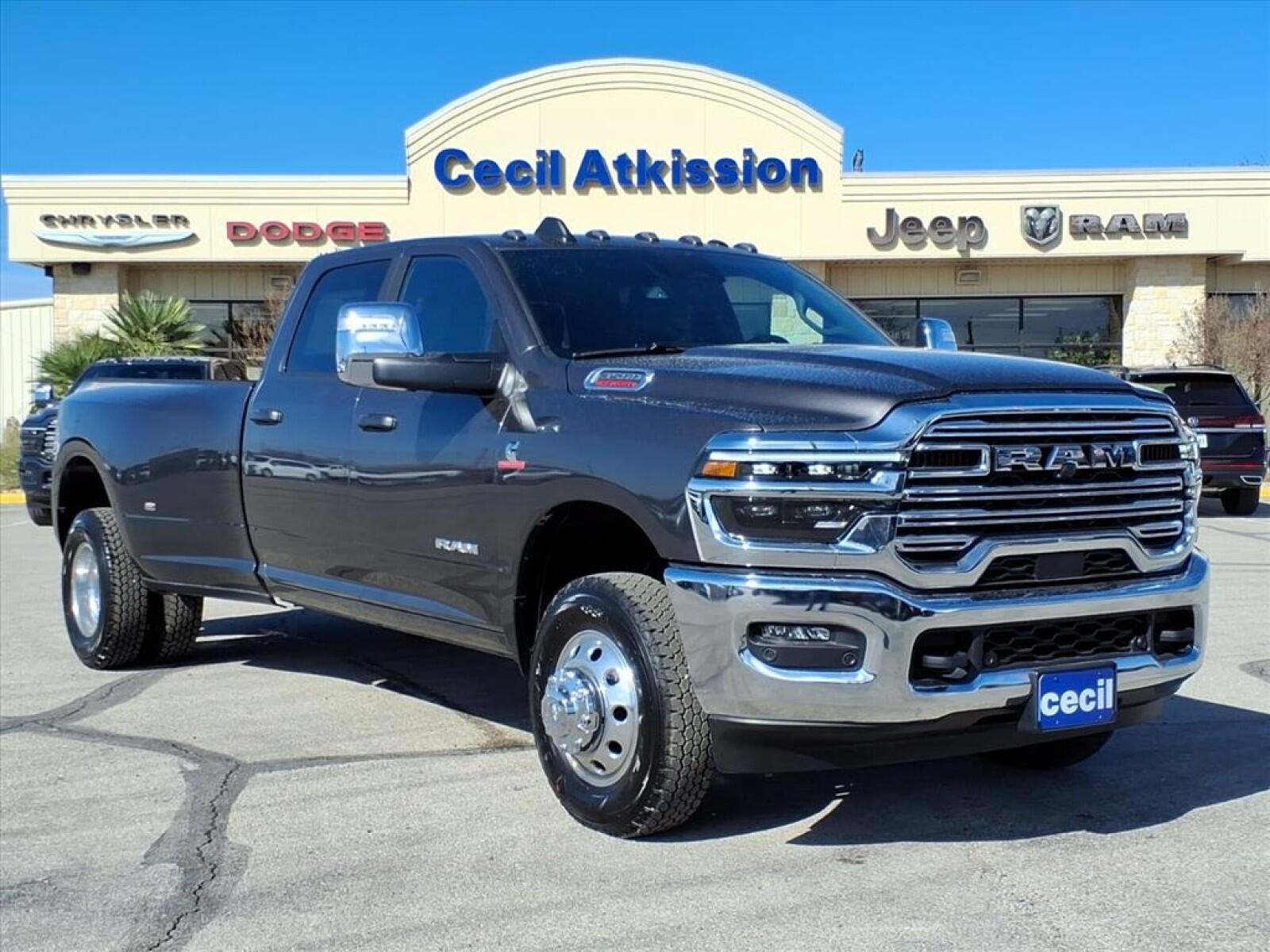 2026 RAM 3500 3500 Laramie Crew Cab 4x4 8' Box