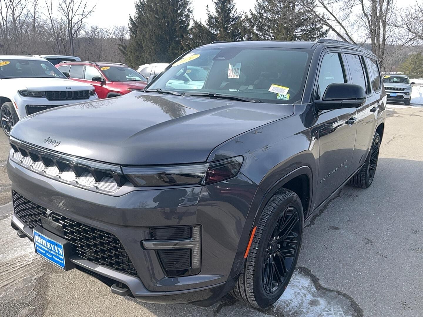 View vehicle photo 3